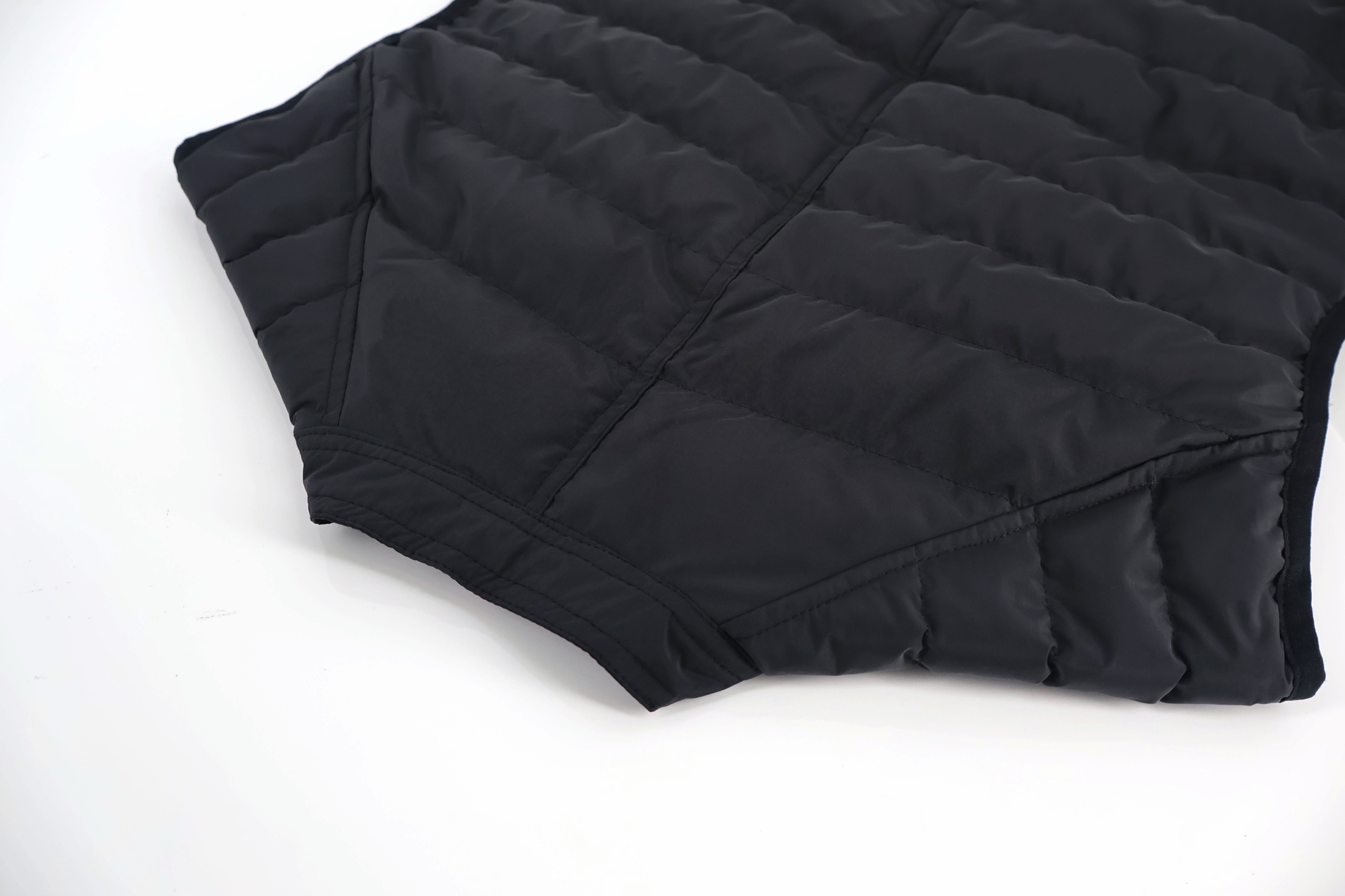 Acne Studios 排骨羽绒服马甲 背心 夹克 外套 保暖 黑色 C0