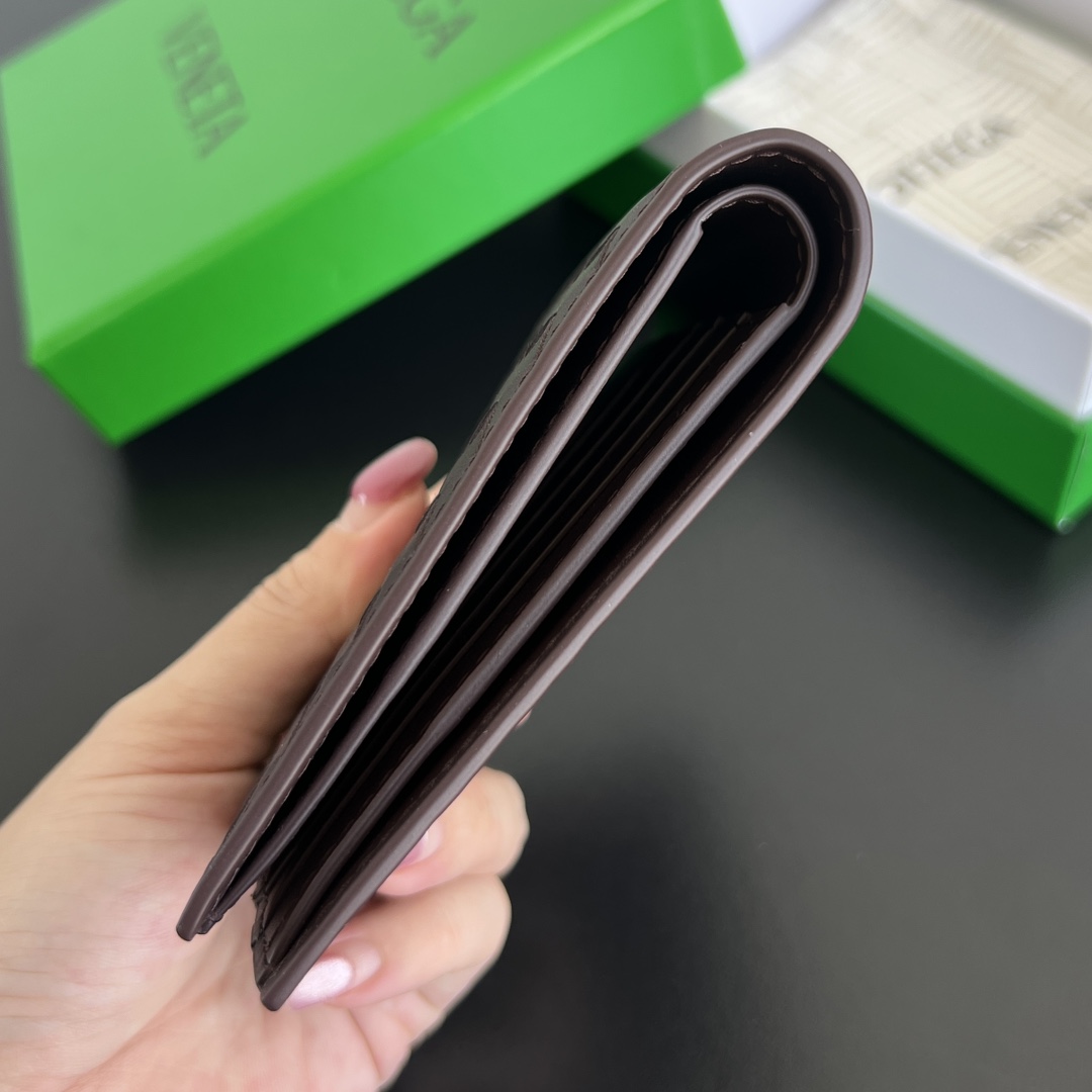 BV 葆蝶 Bottega Veneta Piccolo Bi-Fold Bi-fold wallet – Cowhide leather 钱包短夹 红色-B0-796966