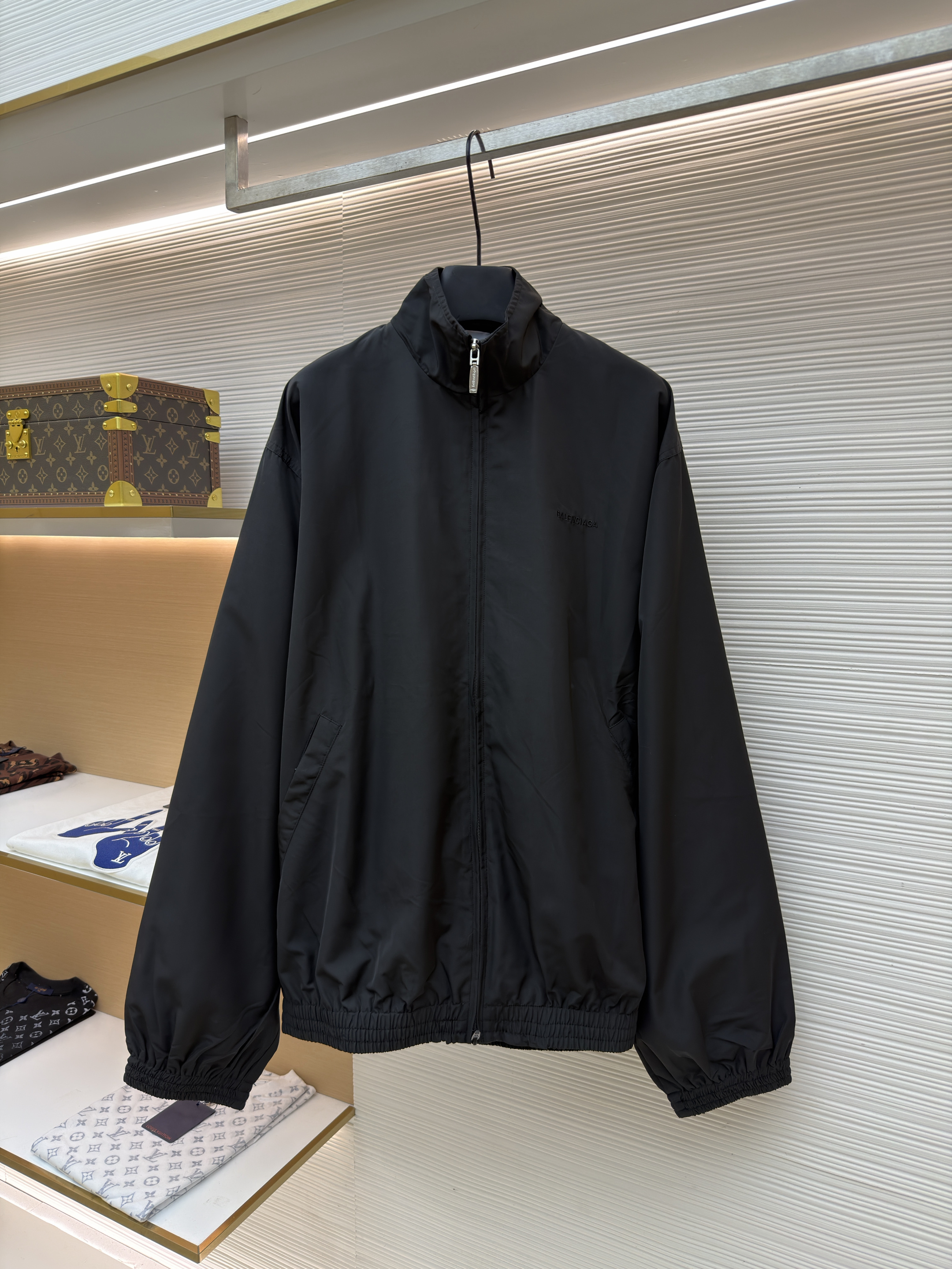 Balenciaga 巴黎世家 涂鸦胶带印花拉链立领夹克 外套 长袖 秋冬 黑色 B0