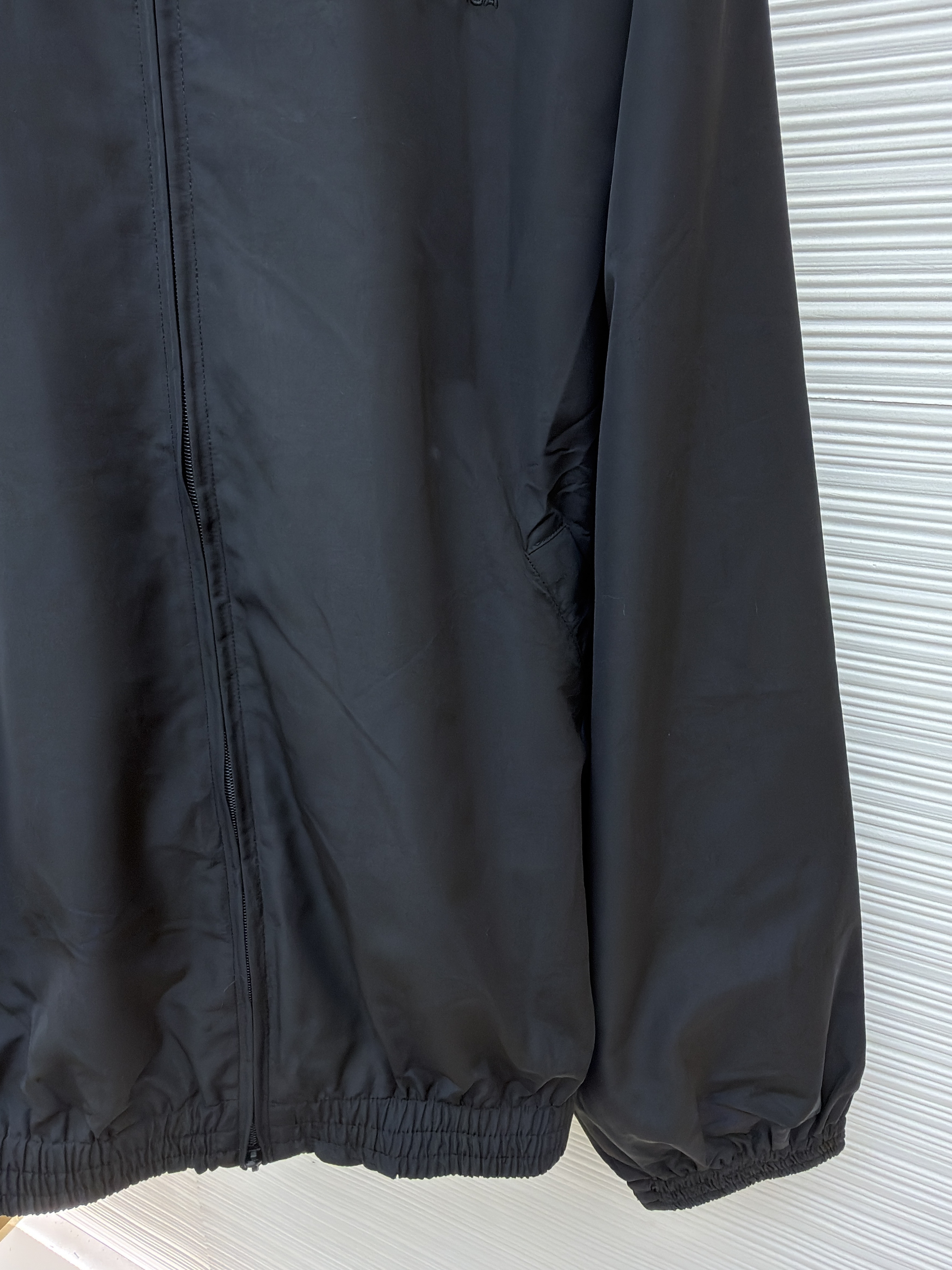Balenciaga 巴黎世家 涂鸦胶带印花拉链立领夹克 外套 长袖 秋冬 黑色 B0