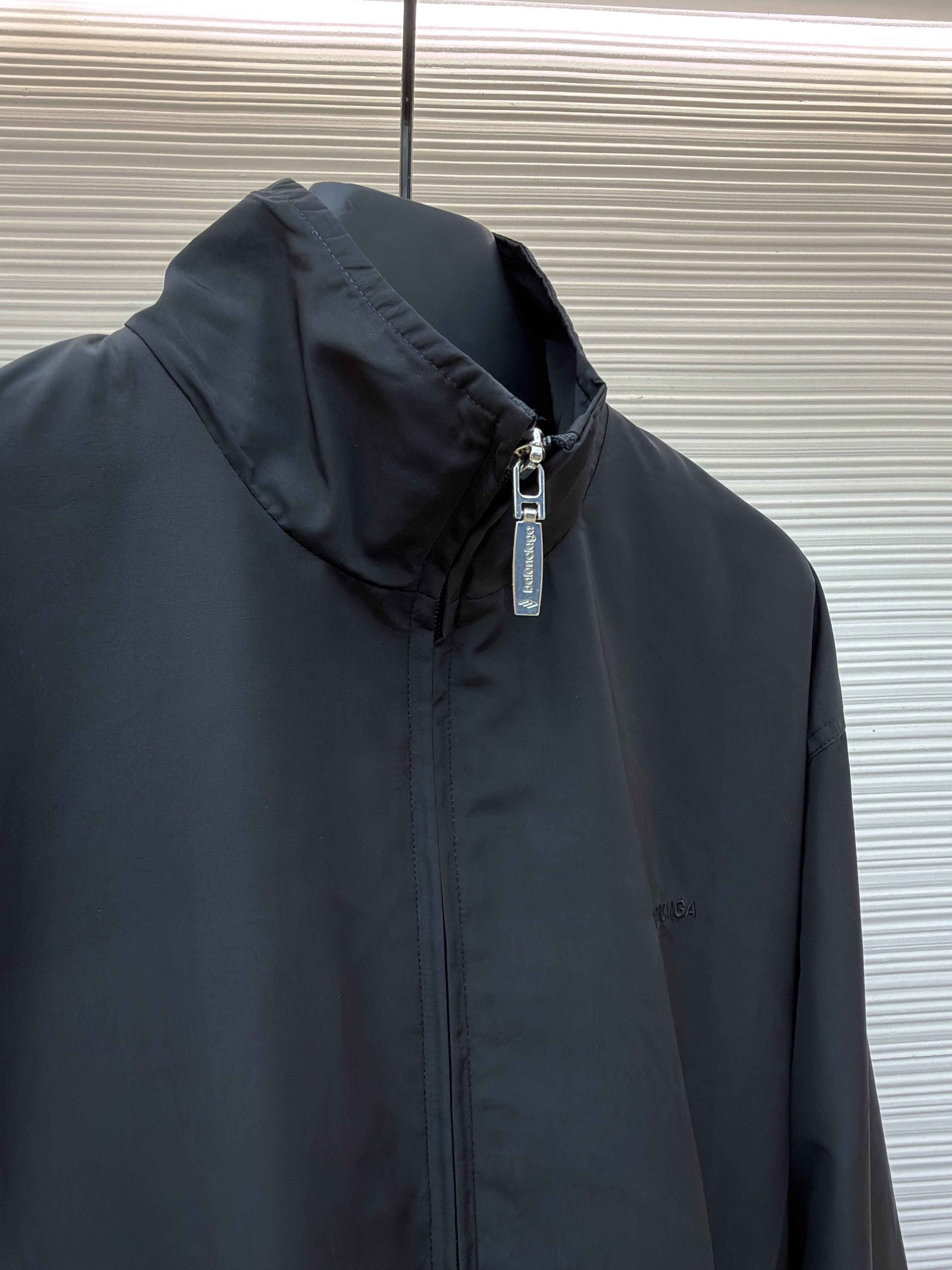 Balenciaga 巴黎世家 涂鸦胶带印花拉链立领夹克 外套 长袖 秋冬 黑色 B0