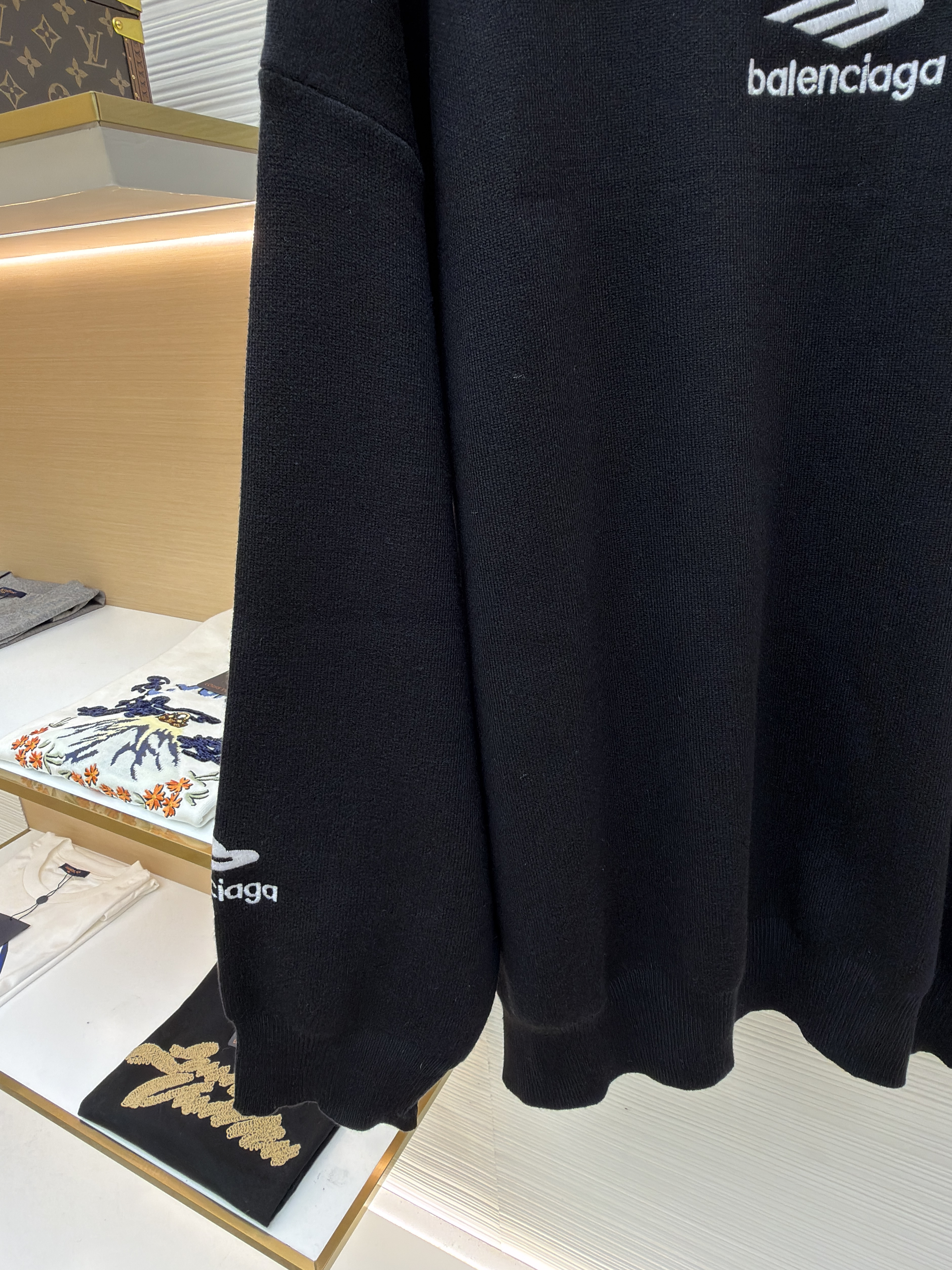 Balenciaga 巴黎世家 3B刺绣圆领毛衣 羊毛衫 针织衫 外套 长袖 白色 黑色 B0 
