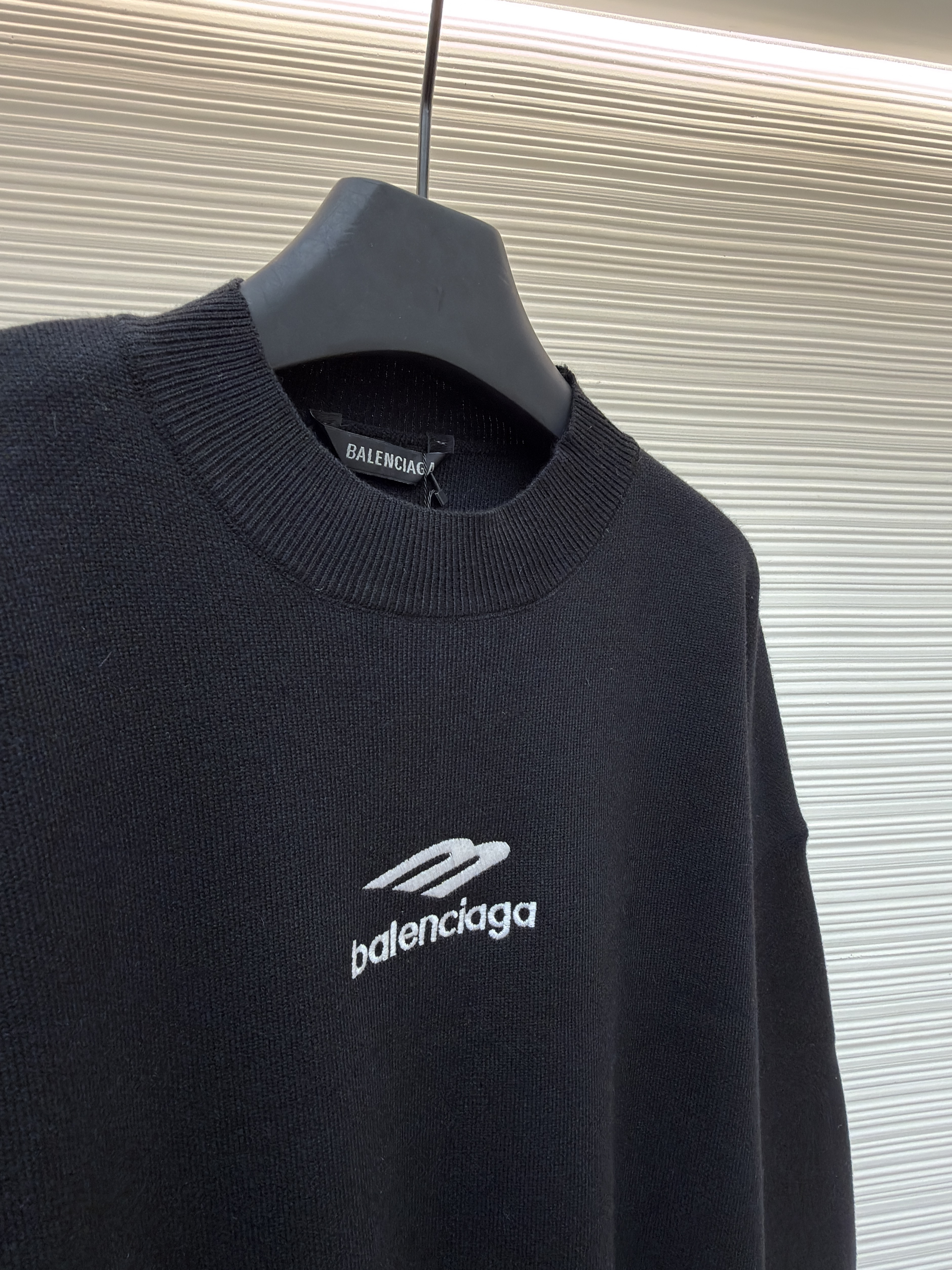 Balenciaga 巴黎世家 3B刺绣圆领毛衣 羊毛衫 针织衫 外套 长袖 白色 黑色 B0 