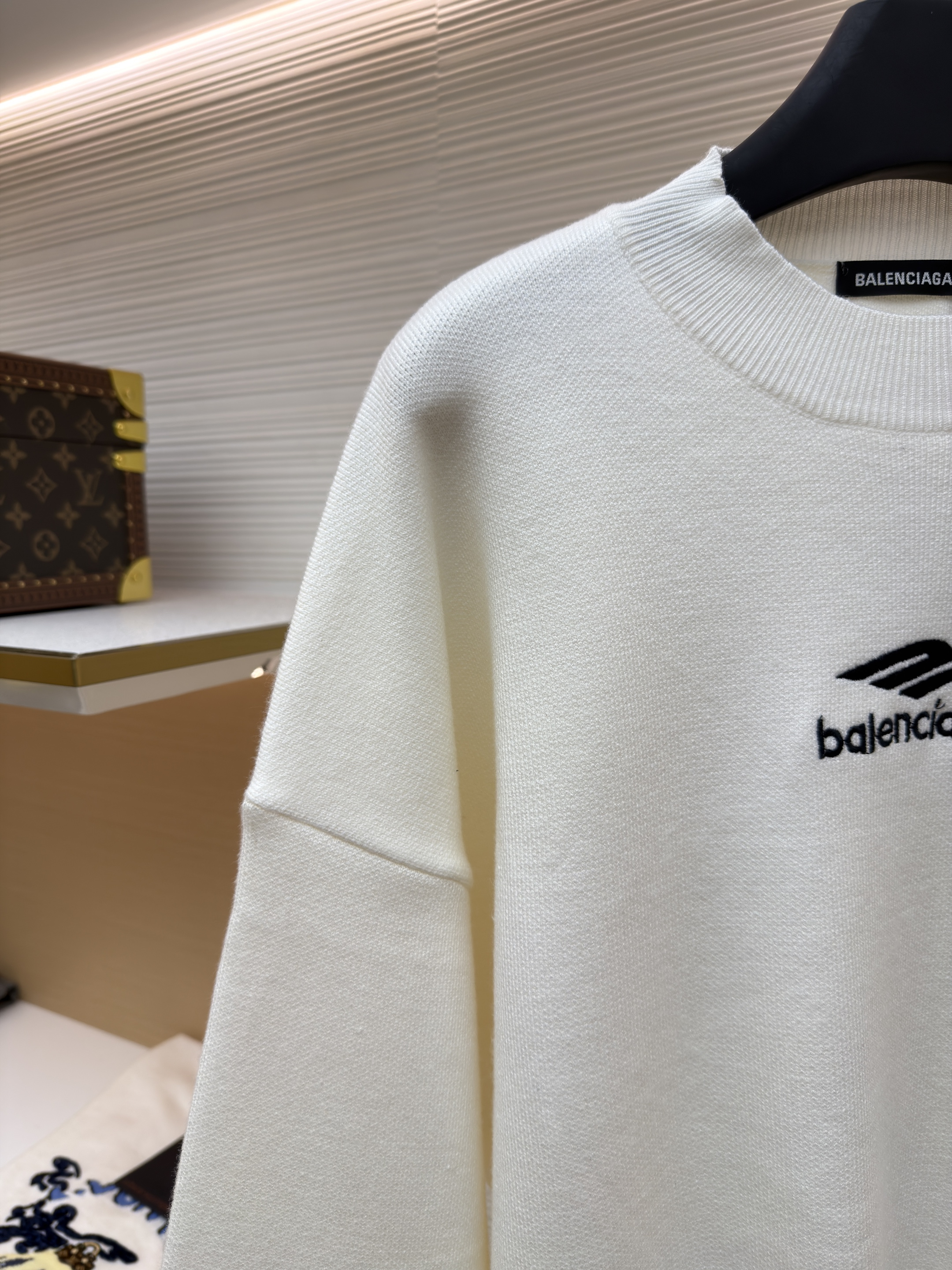 Balenciaga 巴黎世家 3B刺绣圆领毛衣 羊毛衫 针织衫 外套 长袖 白色 黑色 B0 
