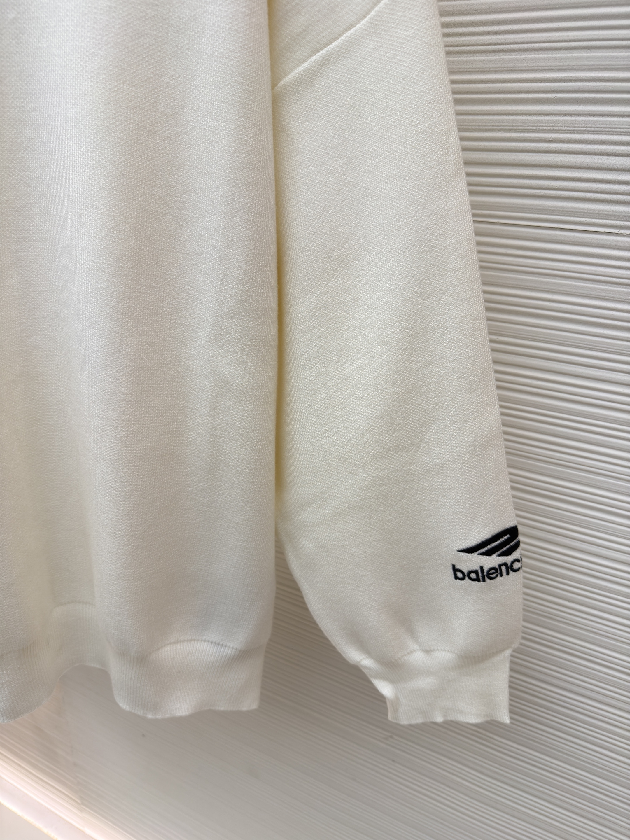 Balenciaga 巴黎世家 3B刺绣圆领毛衣 羊毛衫 针织衫 外套 长袖 白色 黑色 B0 