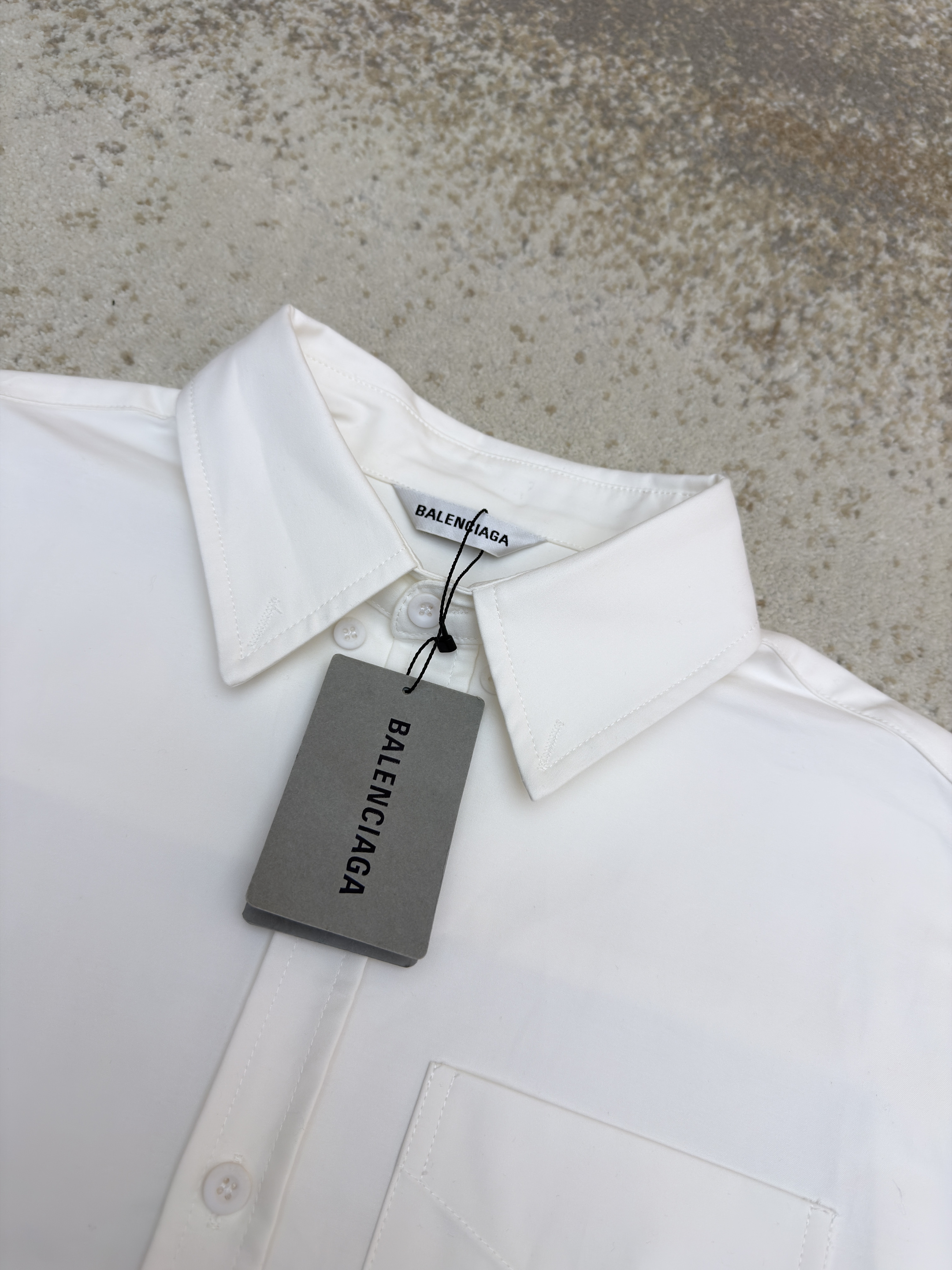 Balenciaga 巴黎世家 后背字母logo印花衬衫 长袖 外套 黑色 白色 B0