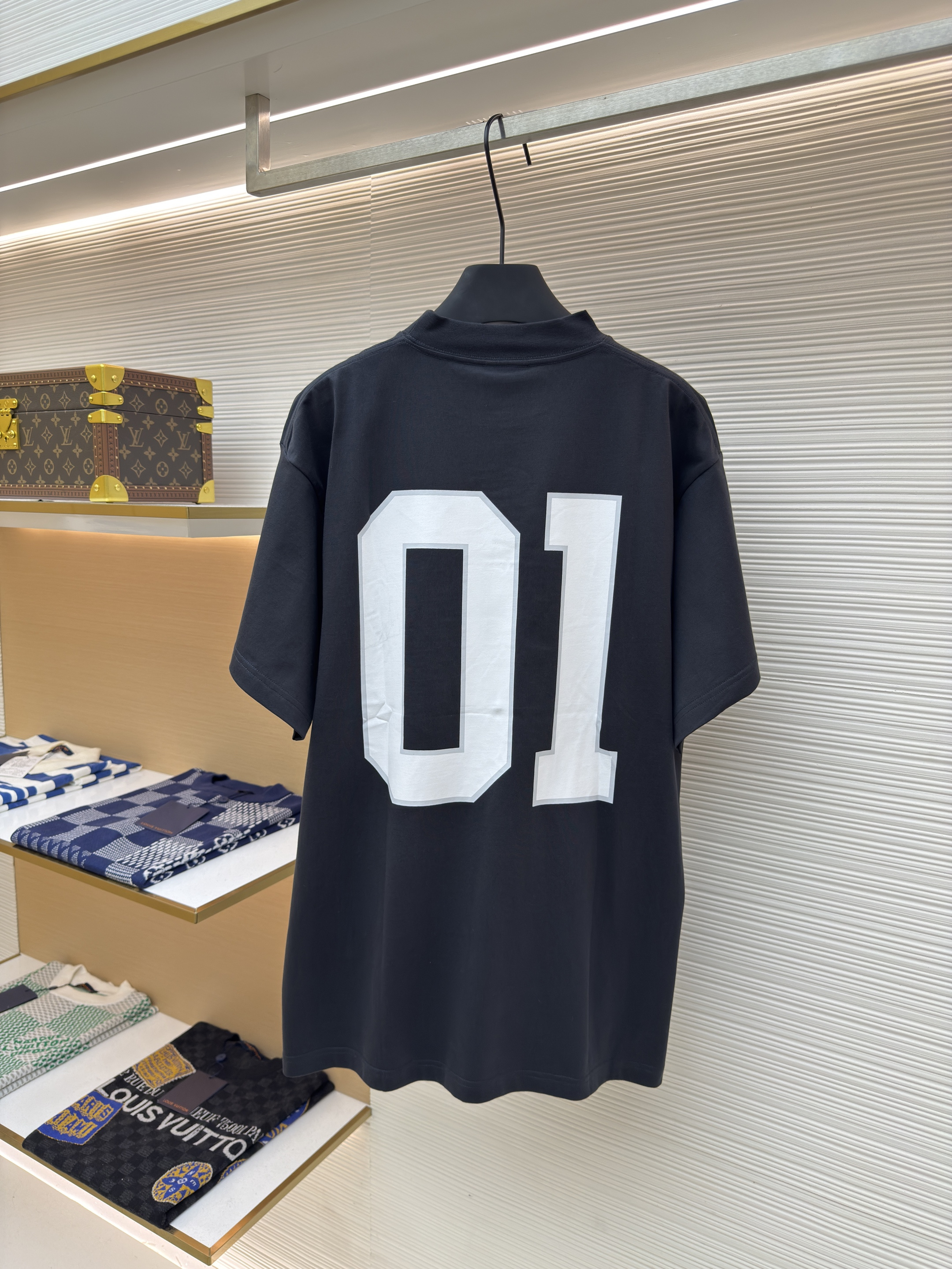 Balenciaga 巴黎世家 刺绣1号球衣圆领短袖 T恤 夏季 黑色 白色 A0 