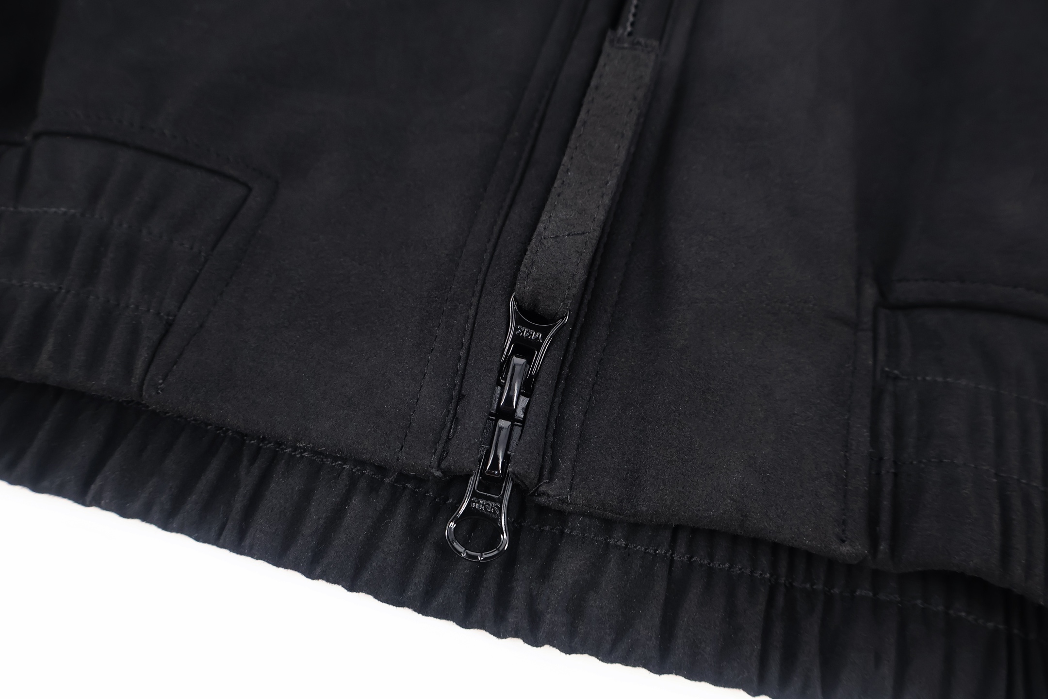 STONE ISLAND 石头岛 Ghost Pieces幽灵系列 Alcantara拉链皮衣外套 夹克 长袖 黑色 C5