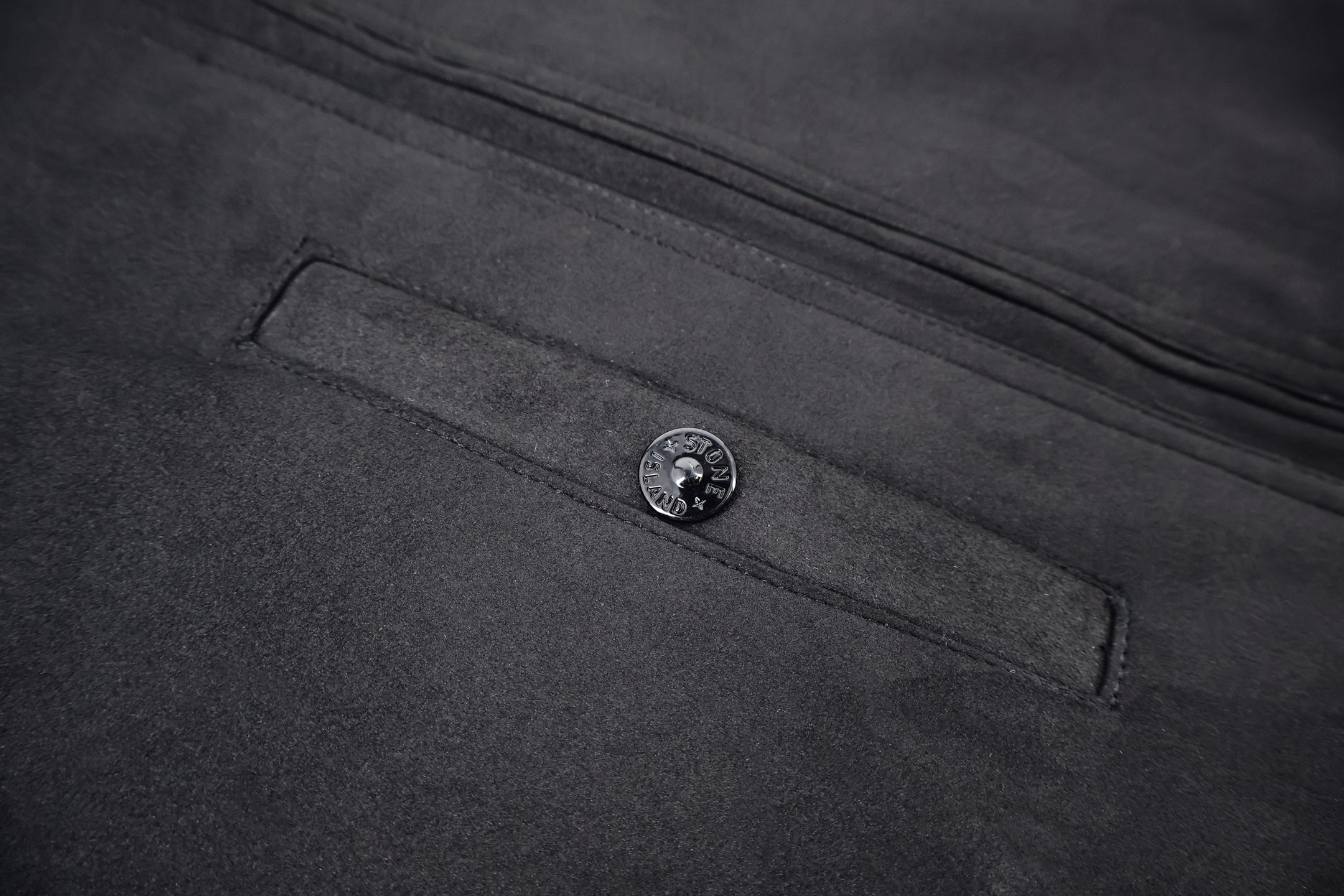 STONE ISLAND 石头岛 Ghost Pieces幽灵系列 Alcantara拉链皮衣外套 夹克 长袖 黑色 C5