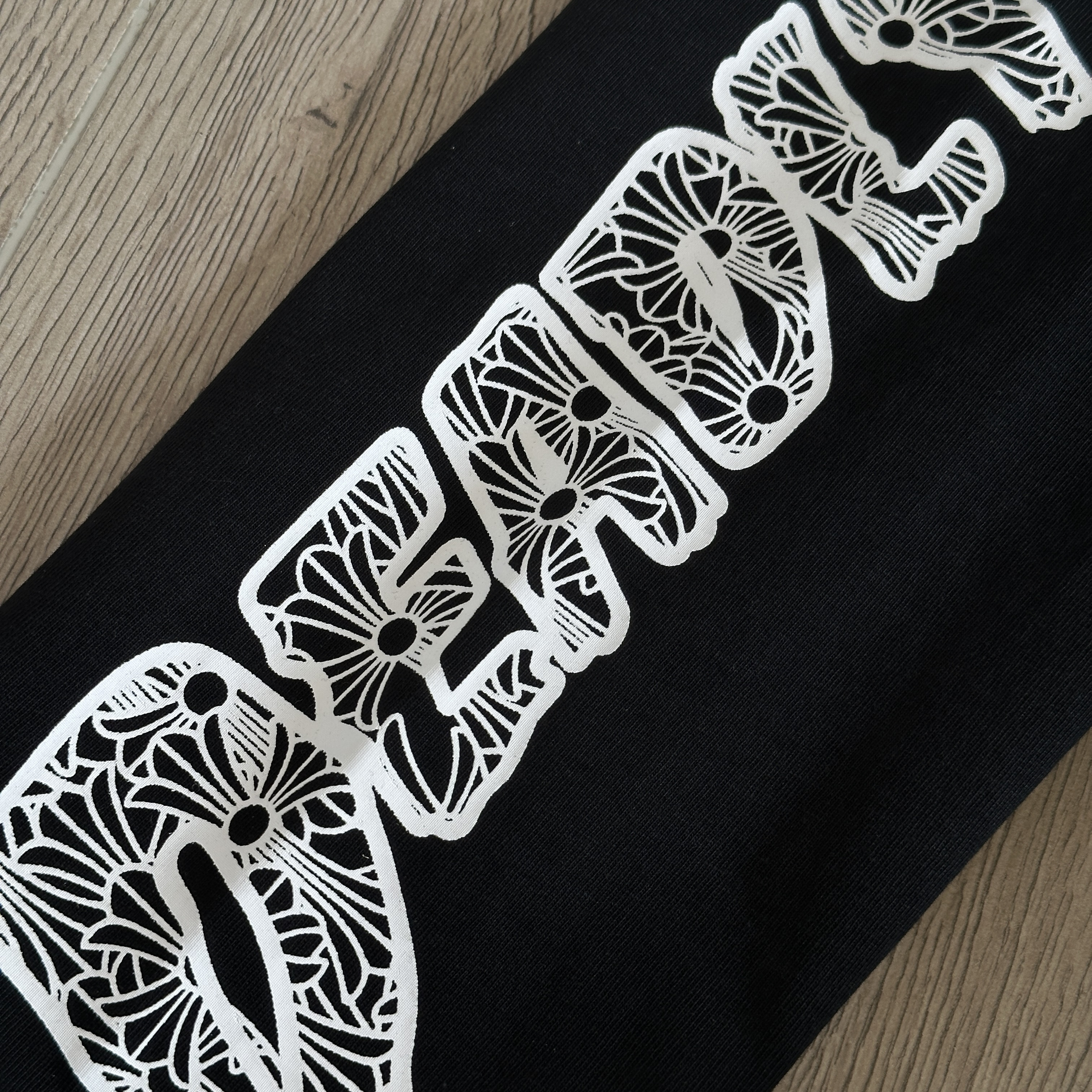Chrome Hearts Deadly Doll 克罗心联名舞女圆领T恤 卫衣 长袖 花臂 黑色 