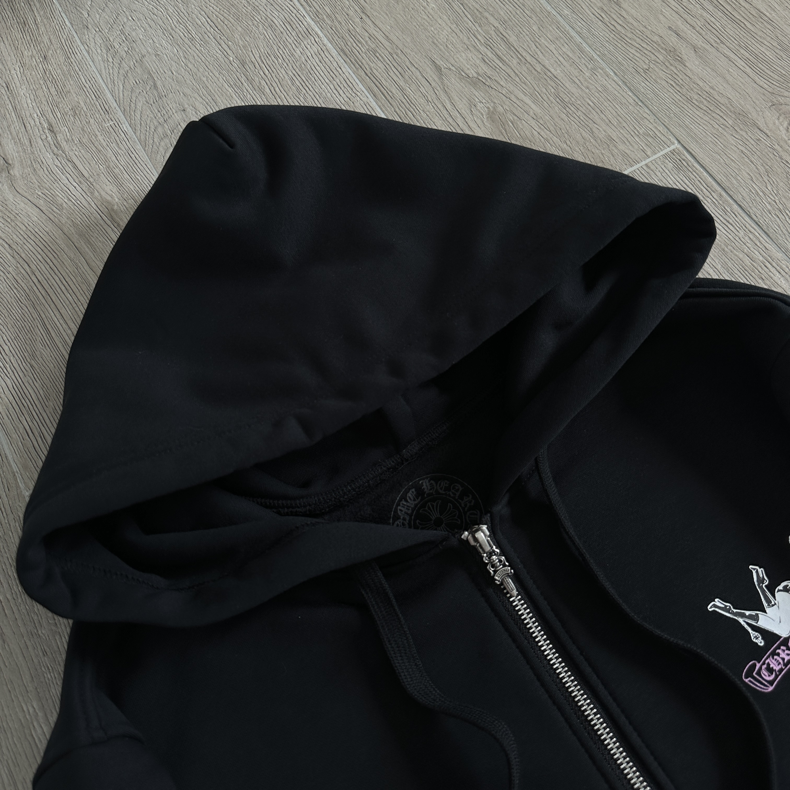 Chrome Hearts Deadly Doll 克罗心联名舞女抓绒拉链连帽卫衣 连帽衫 花臂 长袖 外套 黑色