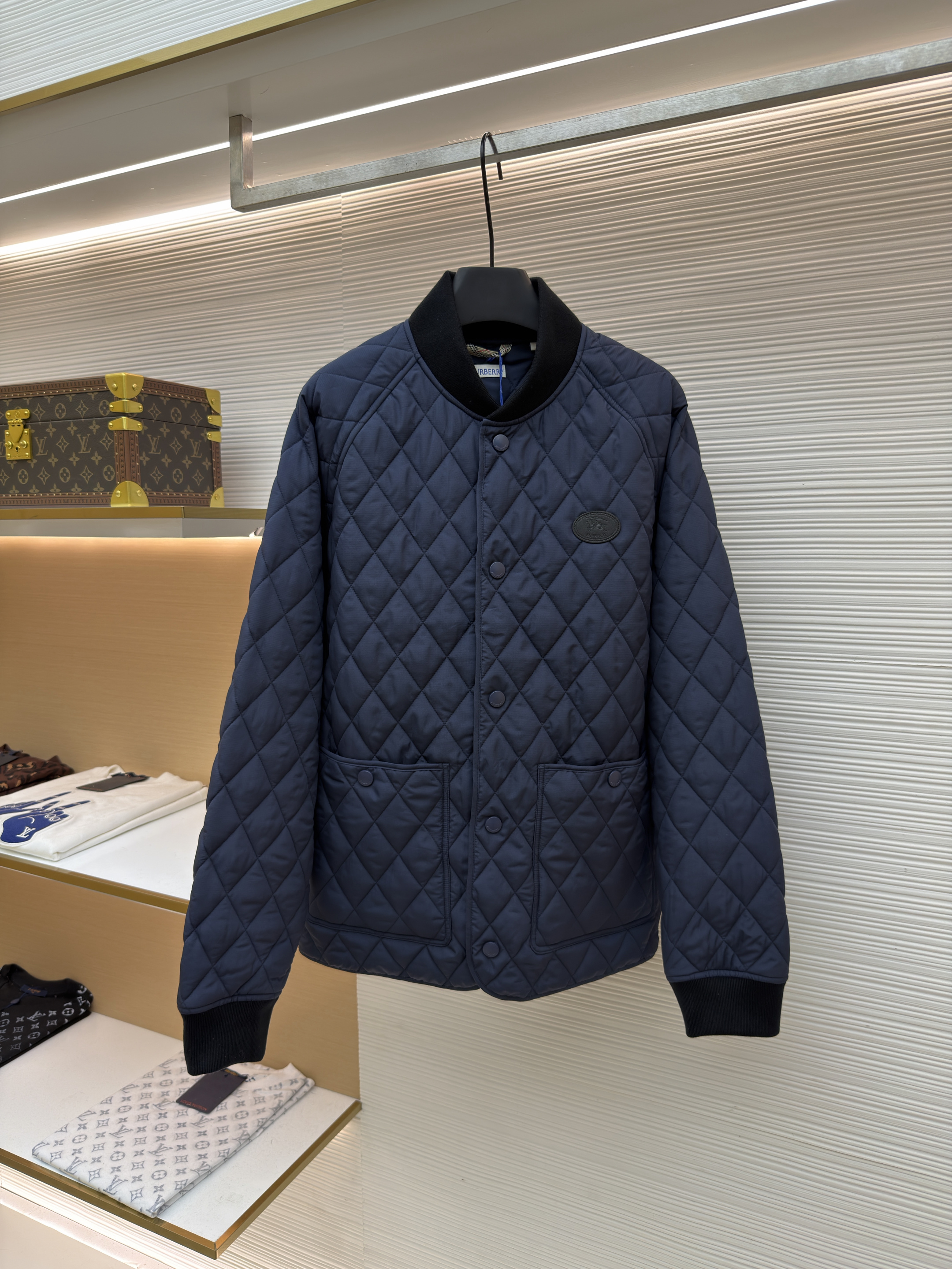 Burberry 巴宝莉 格纹绗缝夹克式棉服 外套 长袖 秋冬 保暖 黑色 藏蓝色 C0