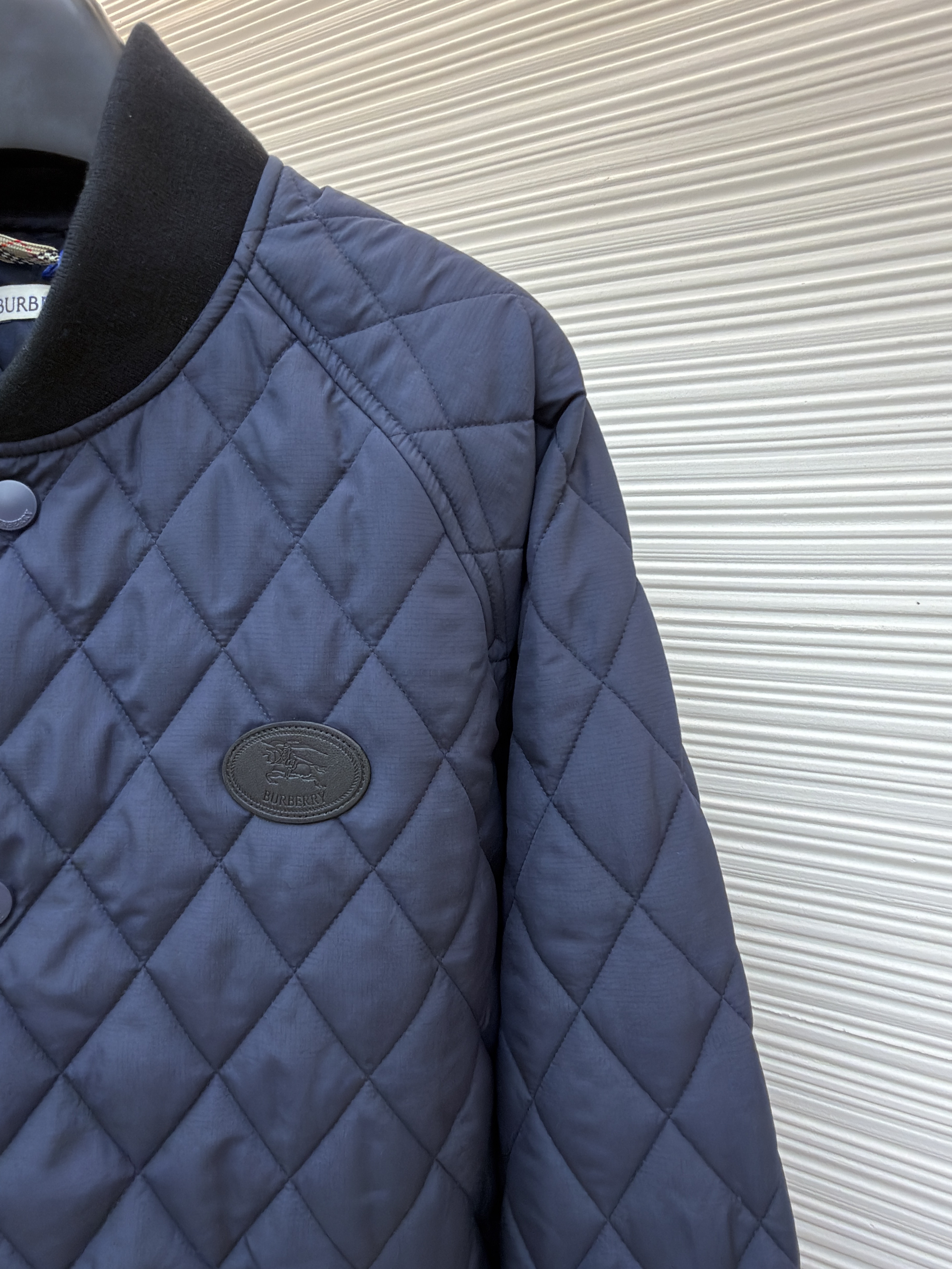 Burberry 巴宝莉 格纹绗缝夹克式棉服 外套 长袖 秋冬 保暖 黑色 藏蓝色 C0