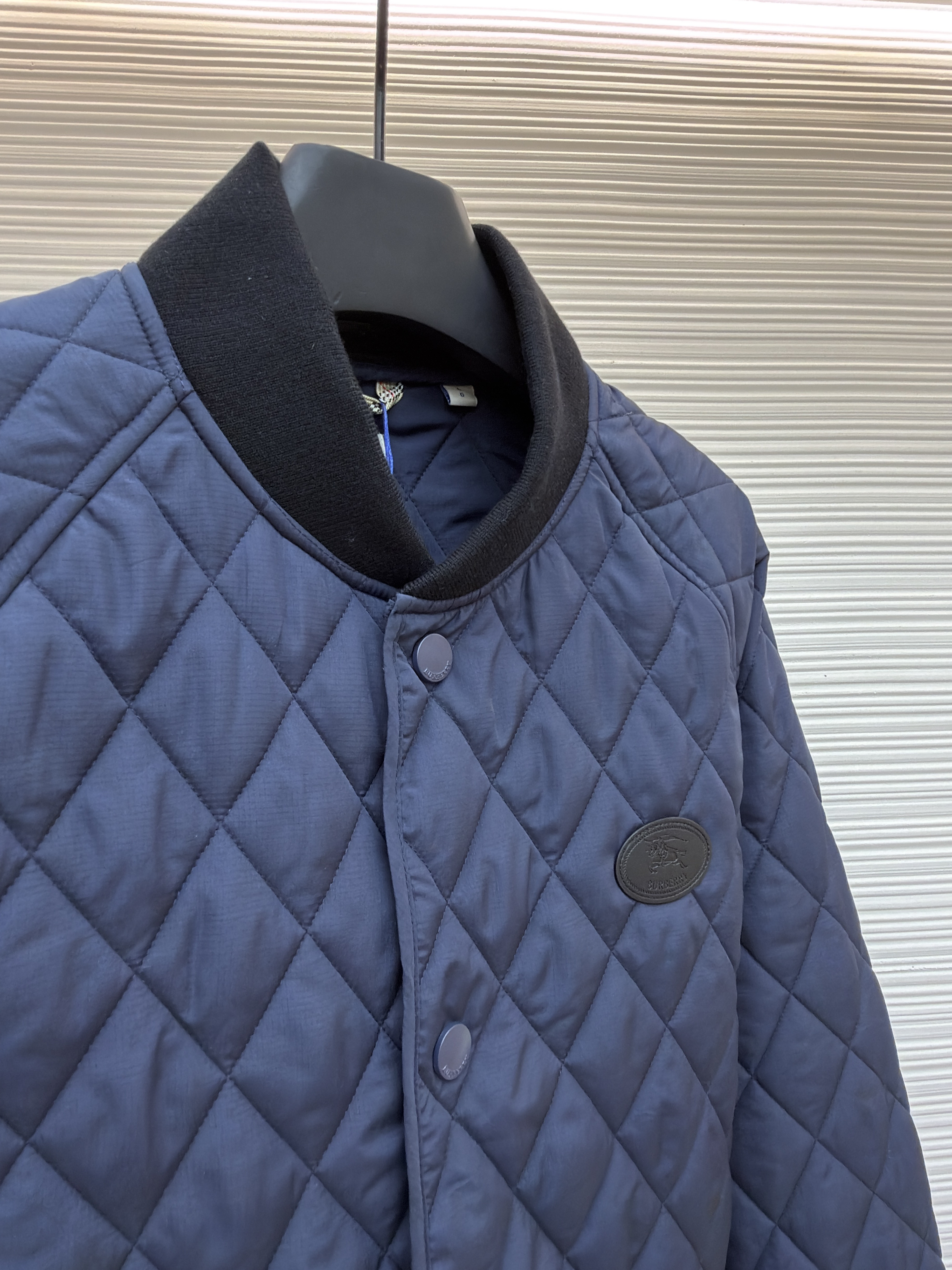 Burberry 巴宝莉 格纹绗缝夹克式棉服 外套 长袖 秋冬 保暖 黑色 藏蓝色 C0