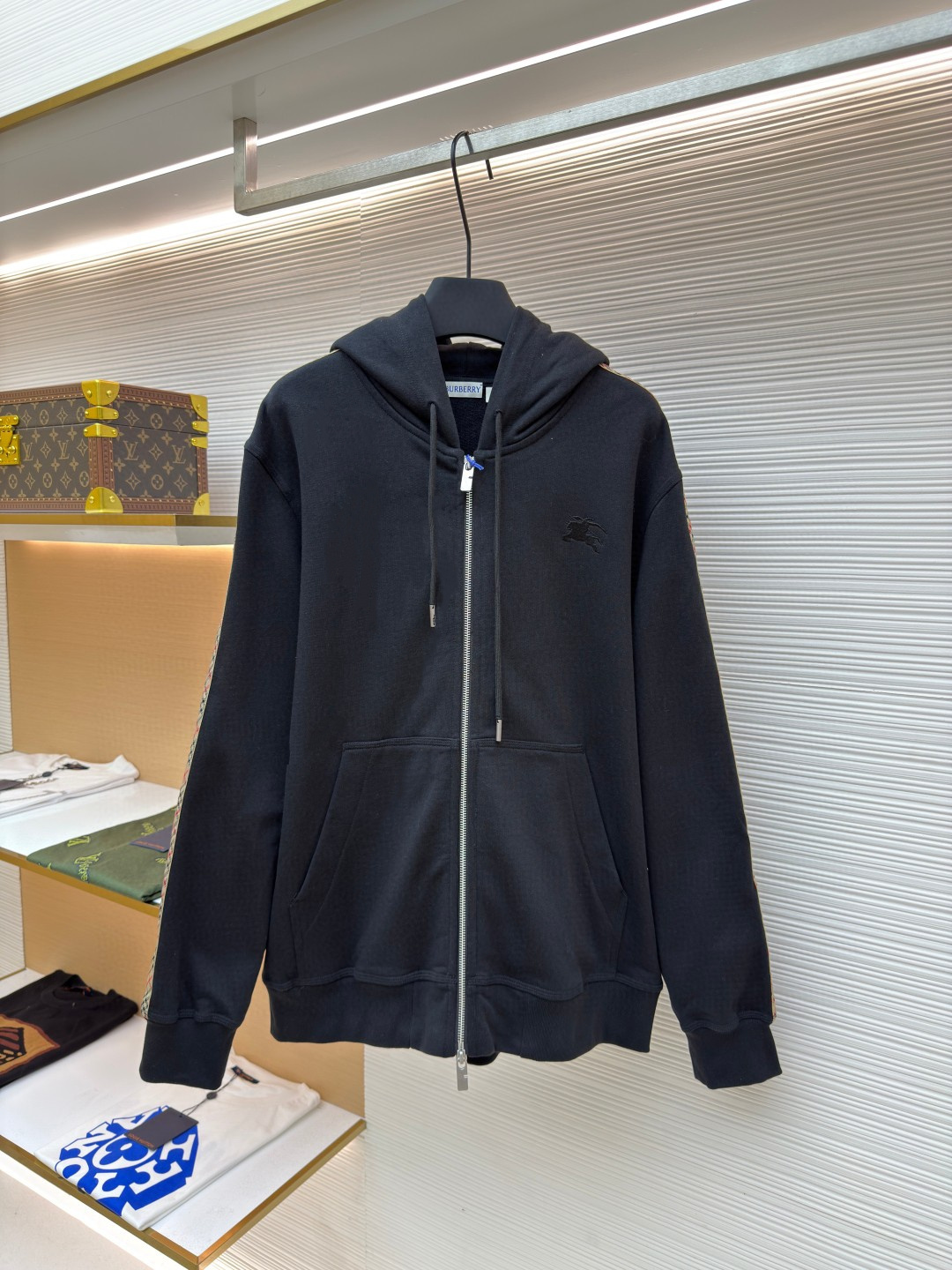 Burberry 巴宝莉 织带饰边拉链连帽卫衣 连帽衫 外套 长袖 秋冬 灰色 黑色 B0