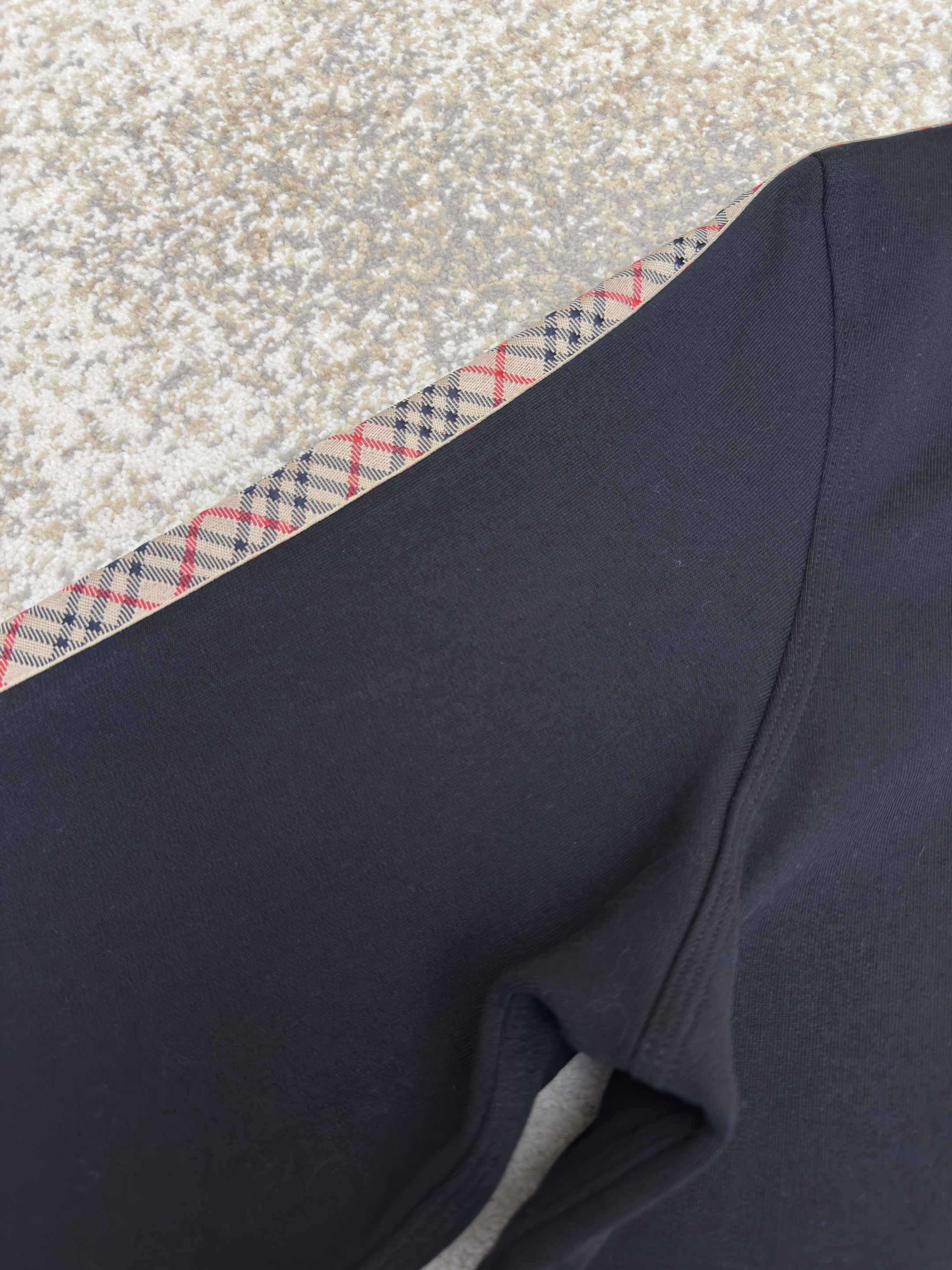 Burberry 巴宝莉 织带饰边拉链连帽卫衣 连帽衫 外套 长袖 秋冬 灰色 黑色 B0