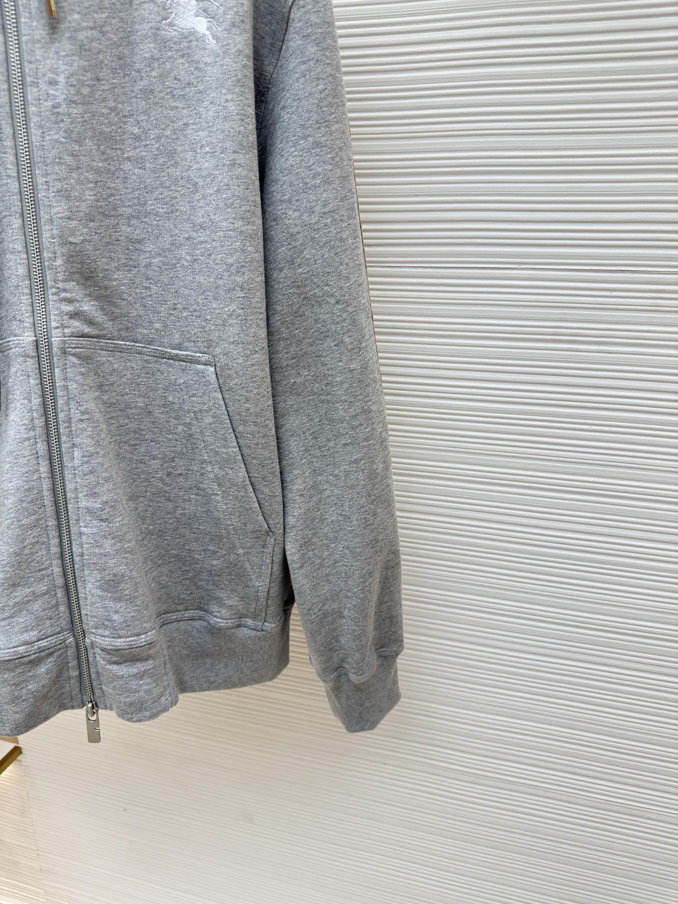 Burberry 巴宝莉 织带饰边拉链连帽卫衣 连帽衫 外套 长袖 秋冬 灰色 黑色 B0