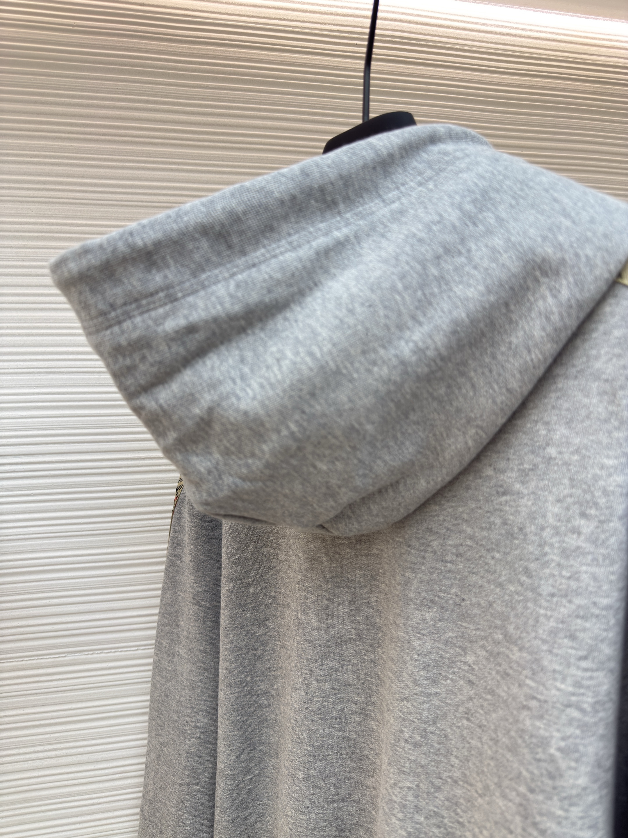 Burberry 巴宝莉 织带饰边拉链连帽卫衣 连帽衫 外套 长袖 秋冬 灰色 黑色 B0