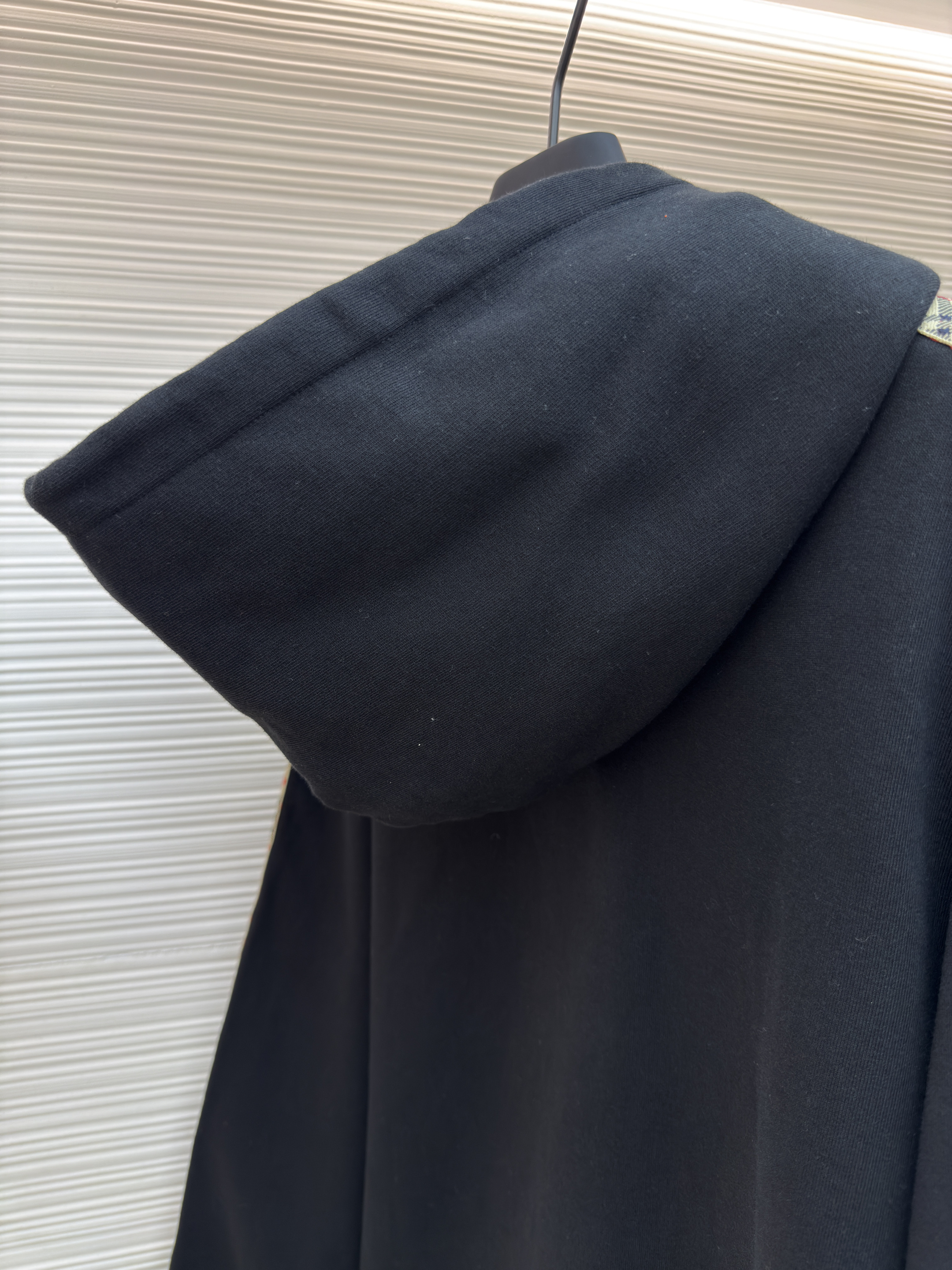 [Burberry 巴宝莉 织带饰边拉链连帽卫衣 连帽衫 外套 长袖 秋冬 灰色 黑色 B0