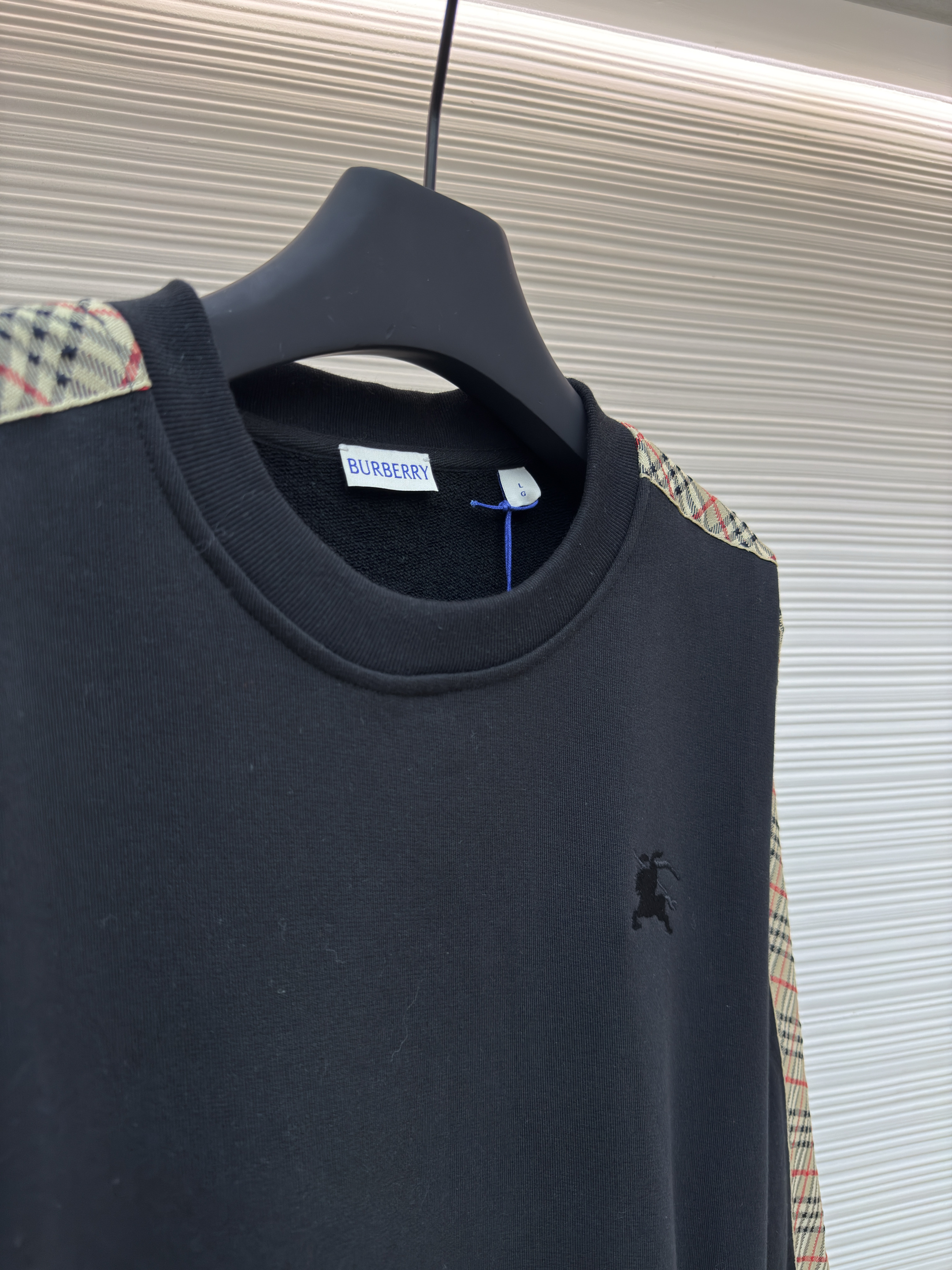Burberry 巴宝莉 织带饰 边圆领卫衣 外套 长袖 秋冬 灰色 黑色 B0