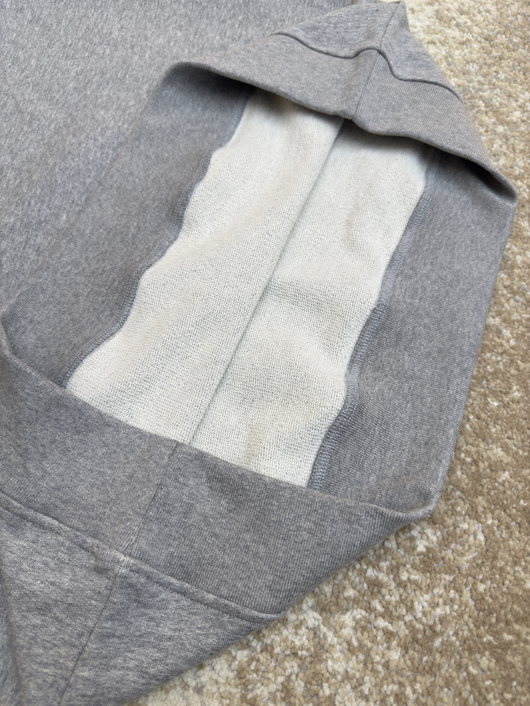 Burberry 巴宝莉 织带饰 边圆领卫衣 外套 长袖 秋冬 灰色 黑色 B0