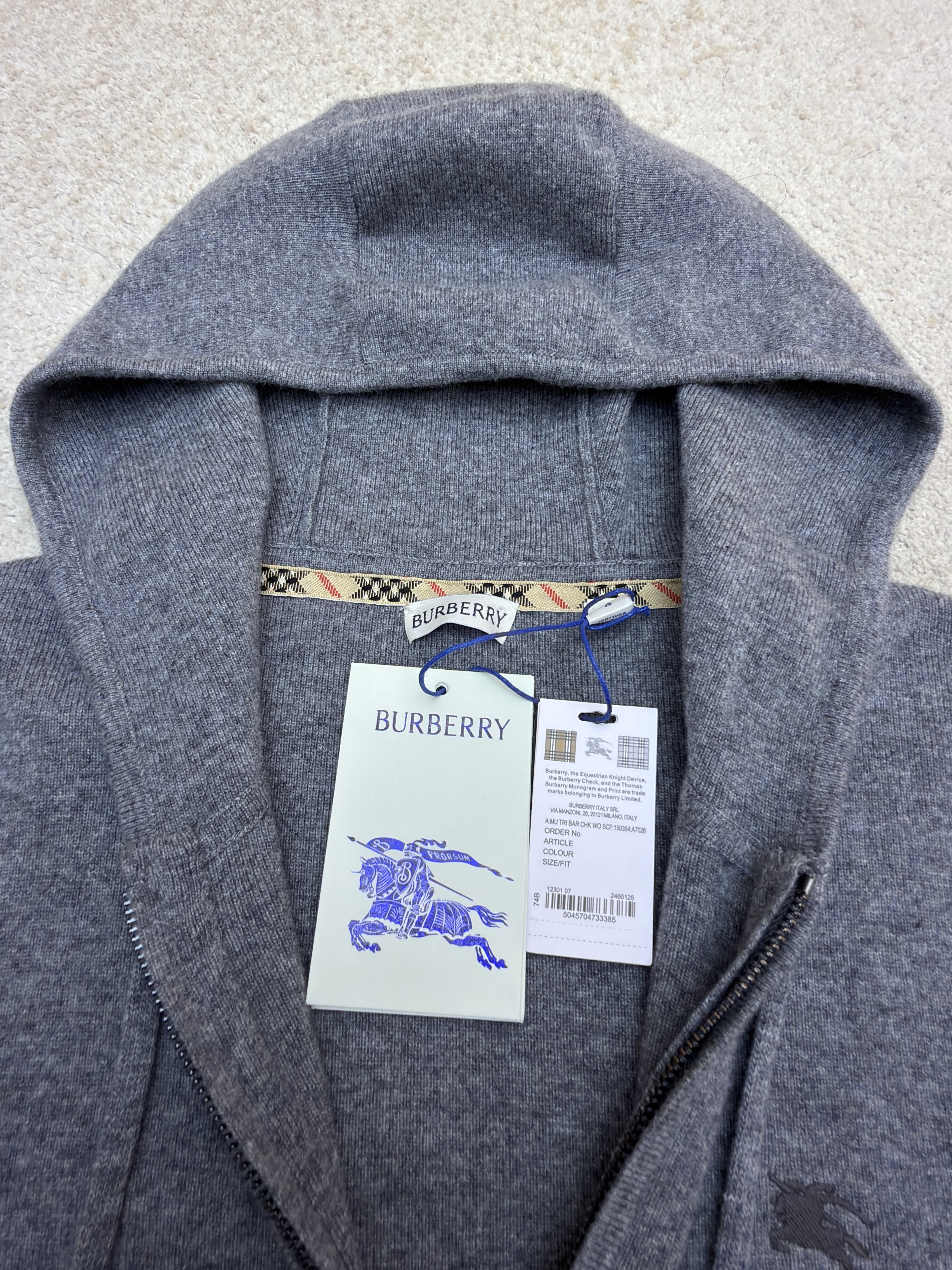 Burberry 巴宝莉 刺绣针织拉链连帽开衫 外套 针织衫 长袖 秋冬 灰色 藏蓝色 黑色 C0