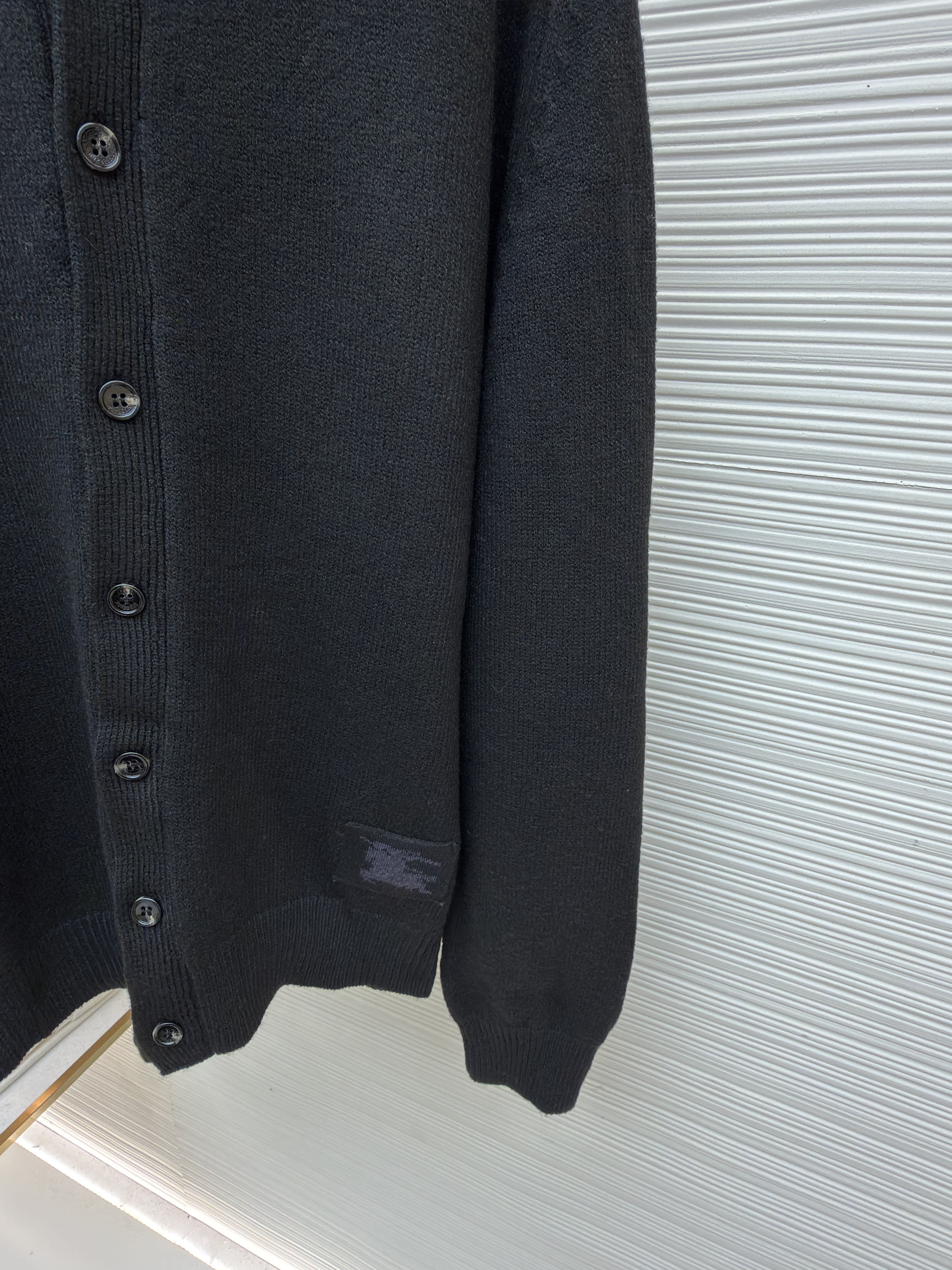 Burberry 巴宝莉 翻领罗纹针织羊绒衫 针织衫 毛衣 外套 长袖 秋冬 黑色 B0