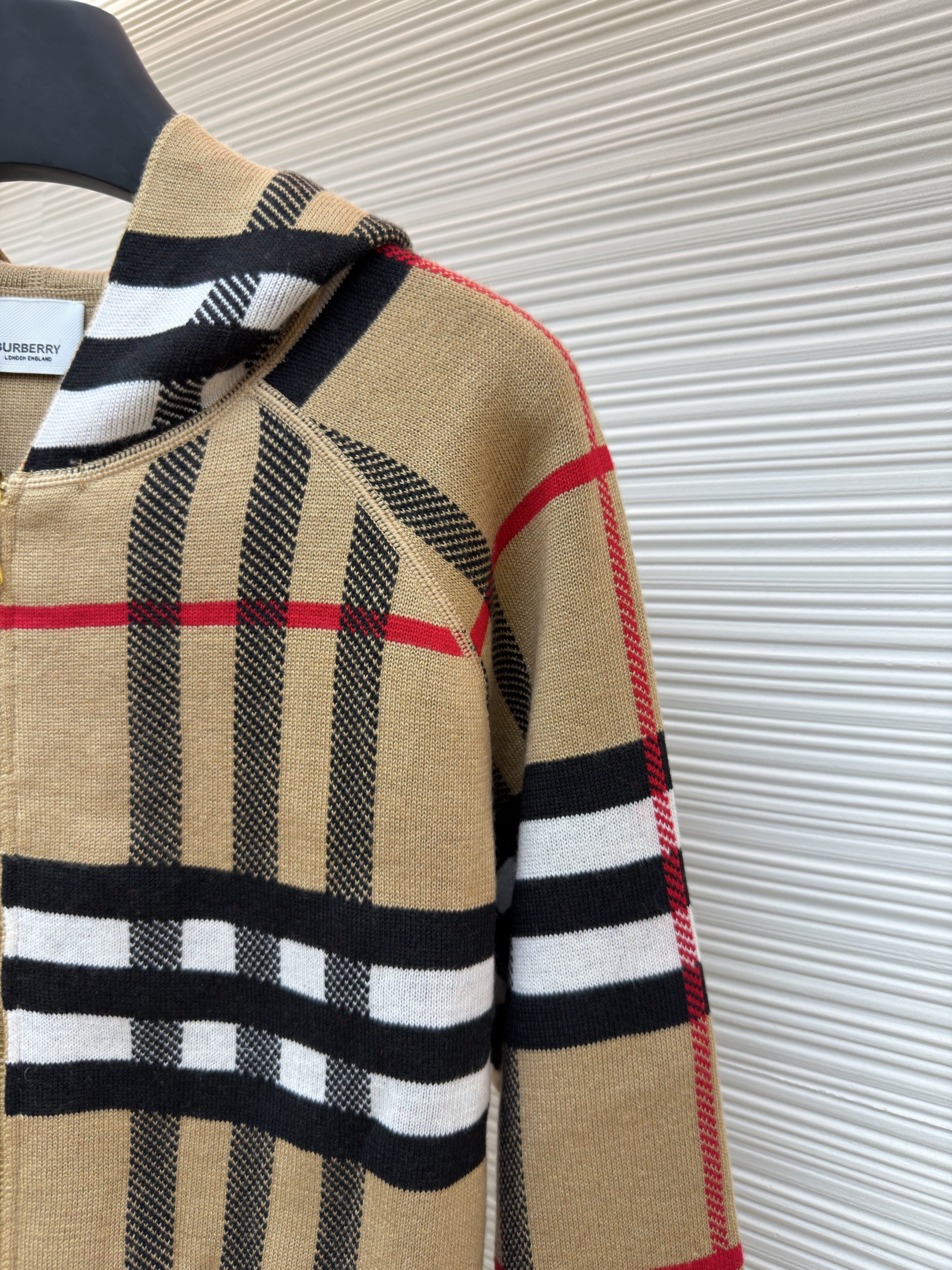 Burberry 巴宝莉 战马双面两穿羊绒格纹针织拉链连帽外套 夹克 针织衫 长袖 秋冬 卡其色 C0