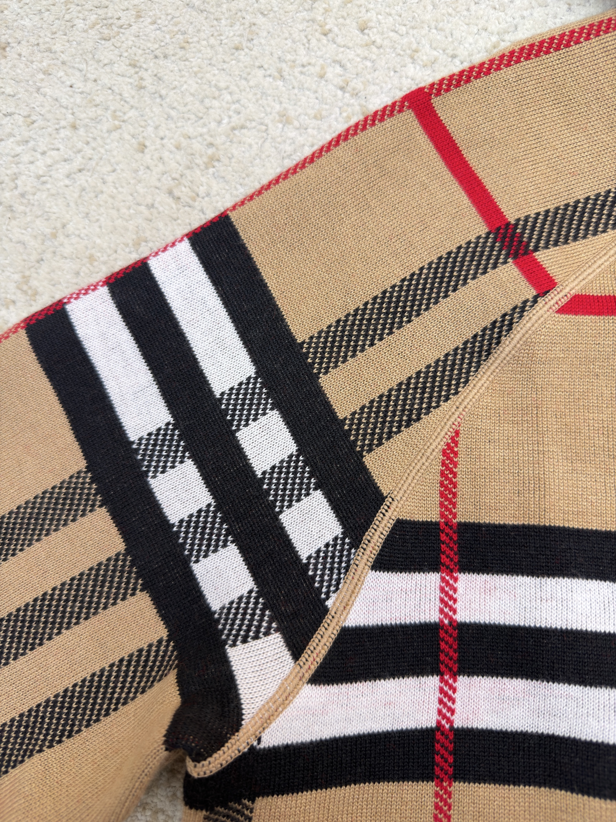 Burberry 巴宝莉 战马双面两穿羊绒格纹针织拉链连帽外套 夹克 针织衫 长袖 秋冬 卡其色 C0