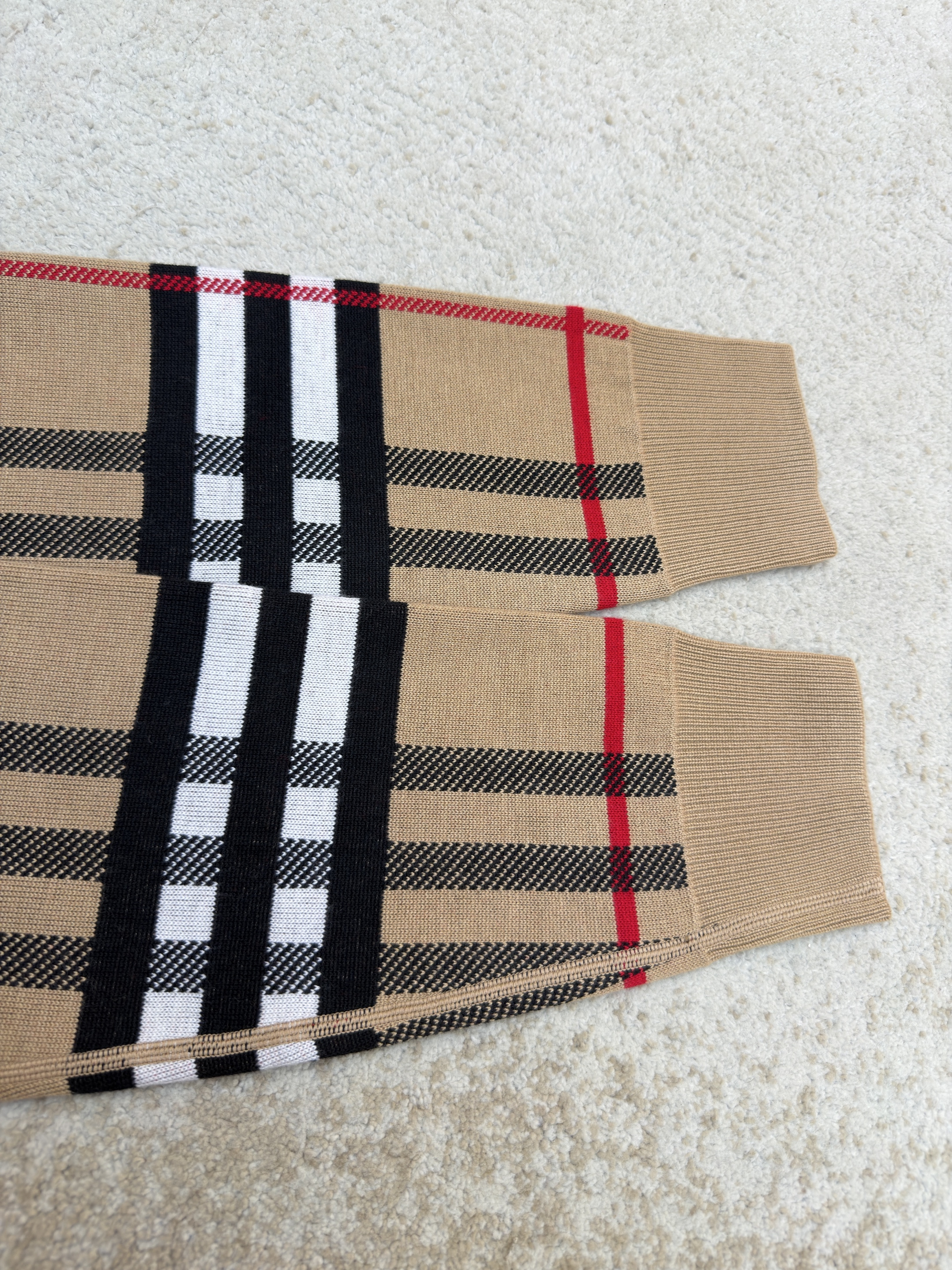 Burberry 巴宝莉 战马双面两穿羊绒格纹针织拉链连帽外套 夹克 针织衫 长袖 秋冬 卡其色 C0
