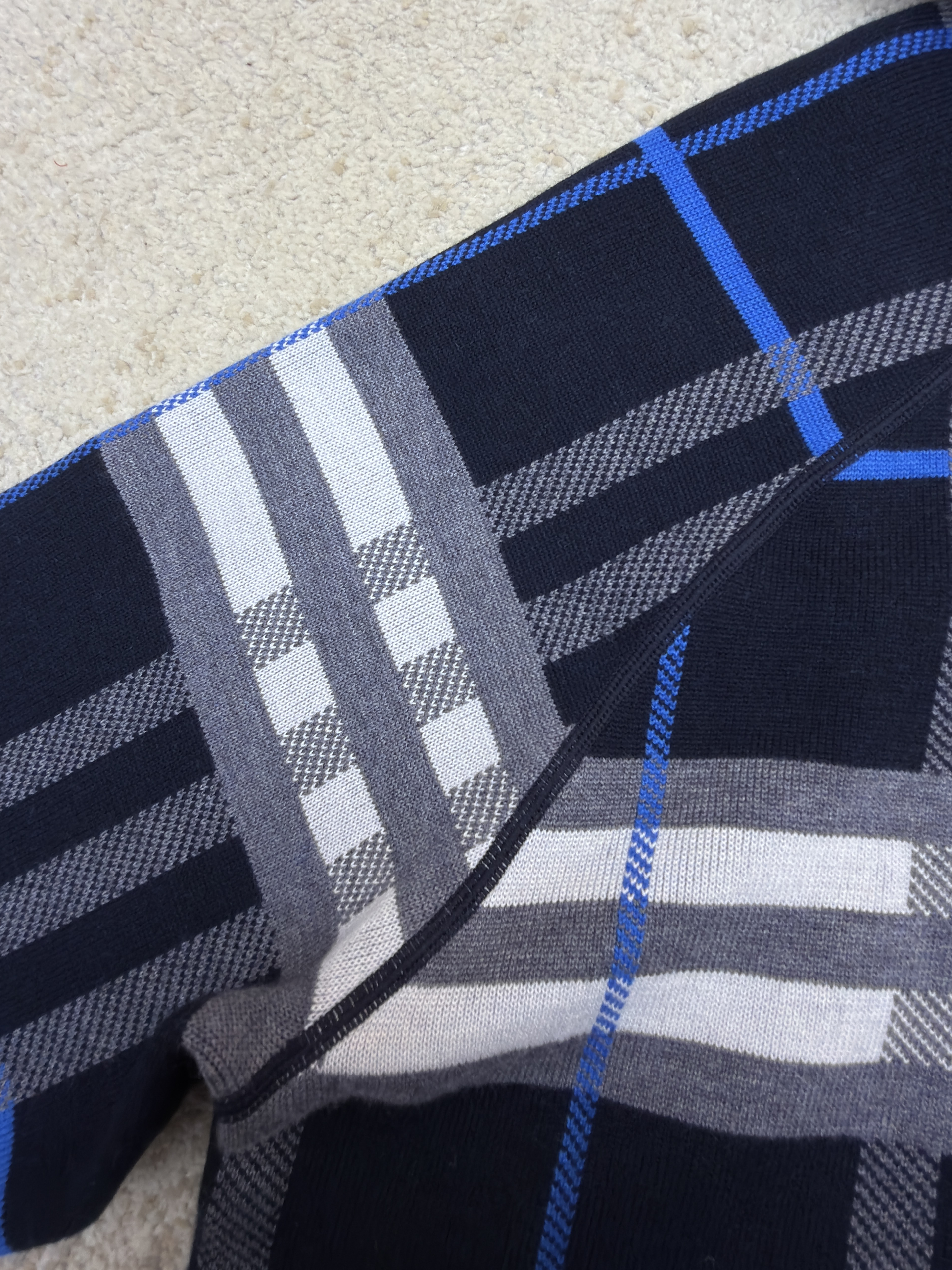 Burberry 巴宝莉 战马双面两穿羊绒格纹针织拉链连帽外套 夹克 针织衫 长袖 秋冬 蓝色 C0