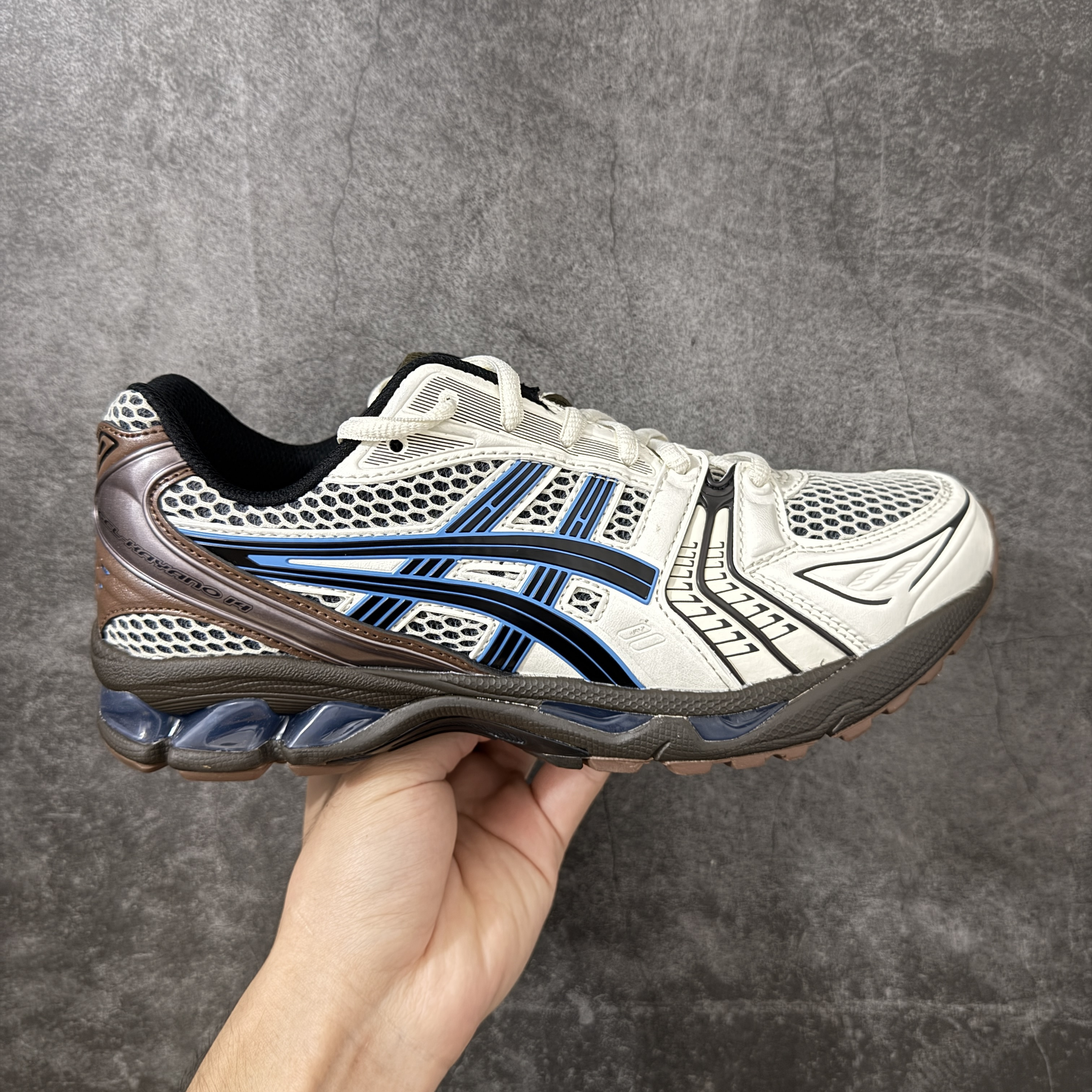 新版ASICS GEL-KAYANO K14 亚瑟士  低筒 减震 户外 运动鞋 跑步鞋  休闲鞋 板鞋 男女同款  白蓝色 1203A740-104