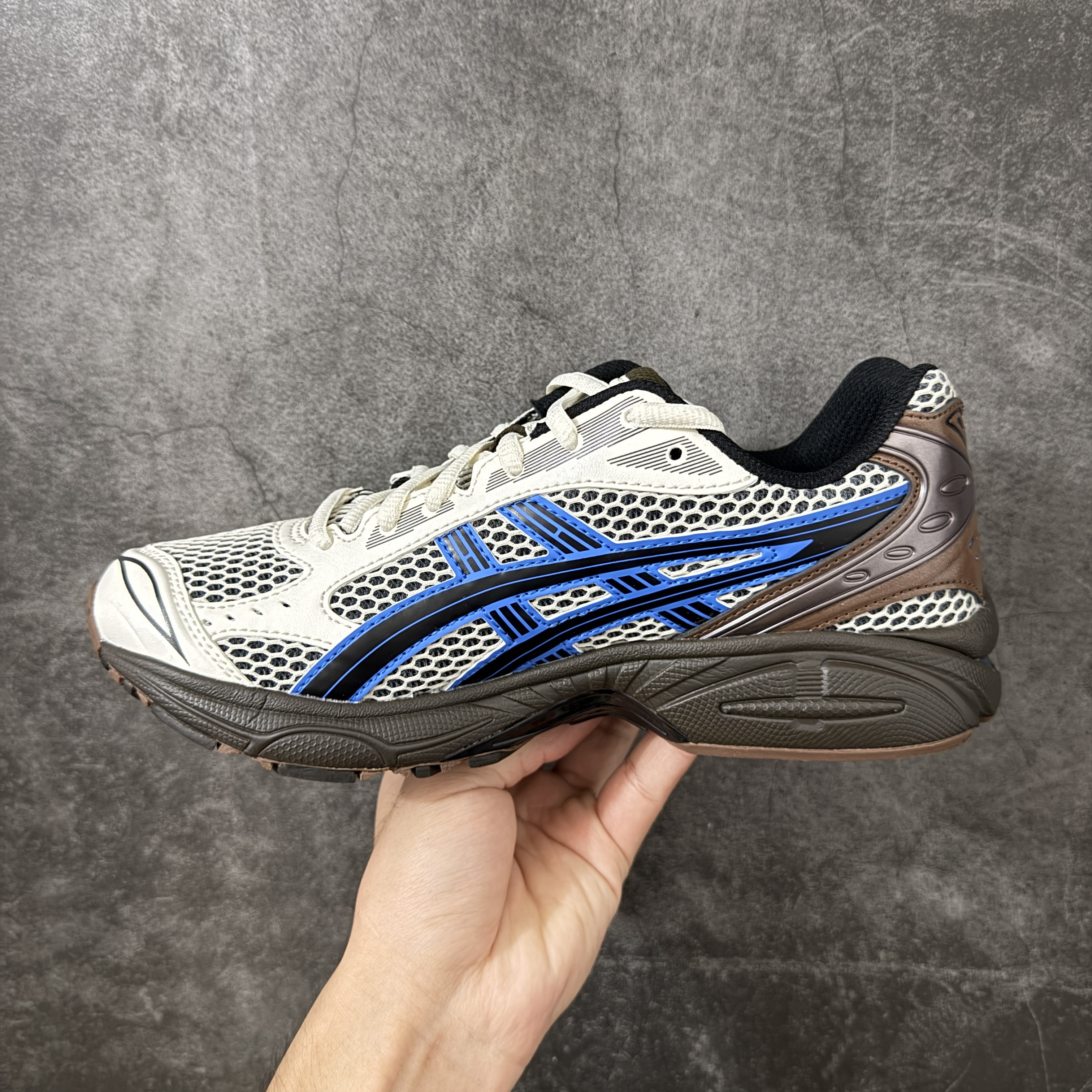 新版ASICS GEL-KAYANO K14 亚瑟士  低筒 减震 户外 运动鞋 跑步鞋  休闲鞋 板鞋 男女同款  白蓝色 1203A740-104