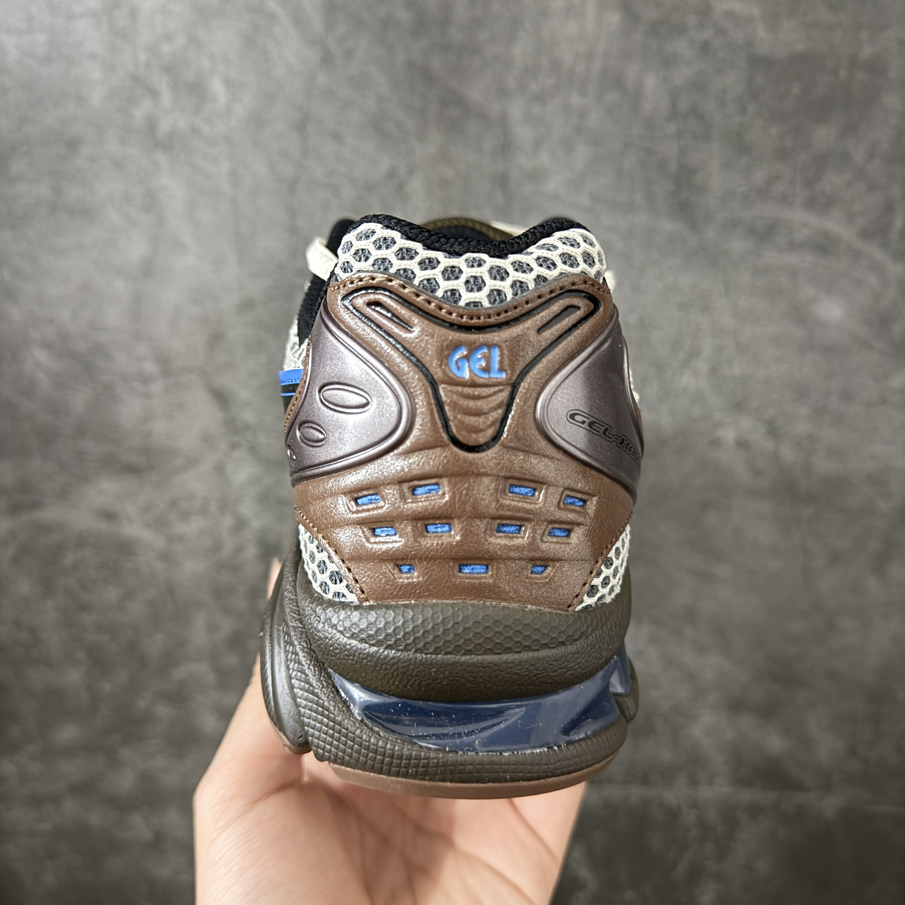 新版ASICS GEL-KAYANO K14 亚瑟士  低筒 减震 户外 运动鞋 跑步鞋  休闲鞋 板鞋 男女同款  白蓝色 1203A740-104