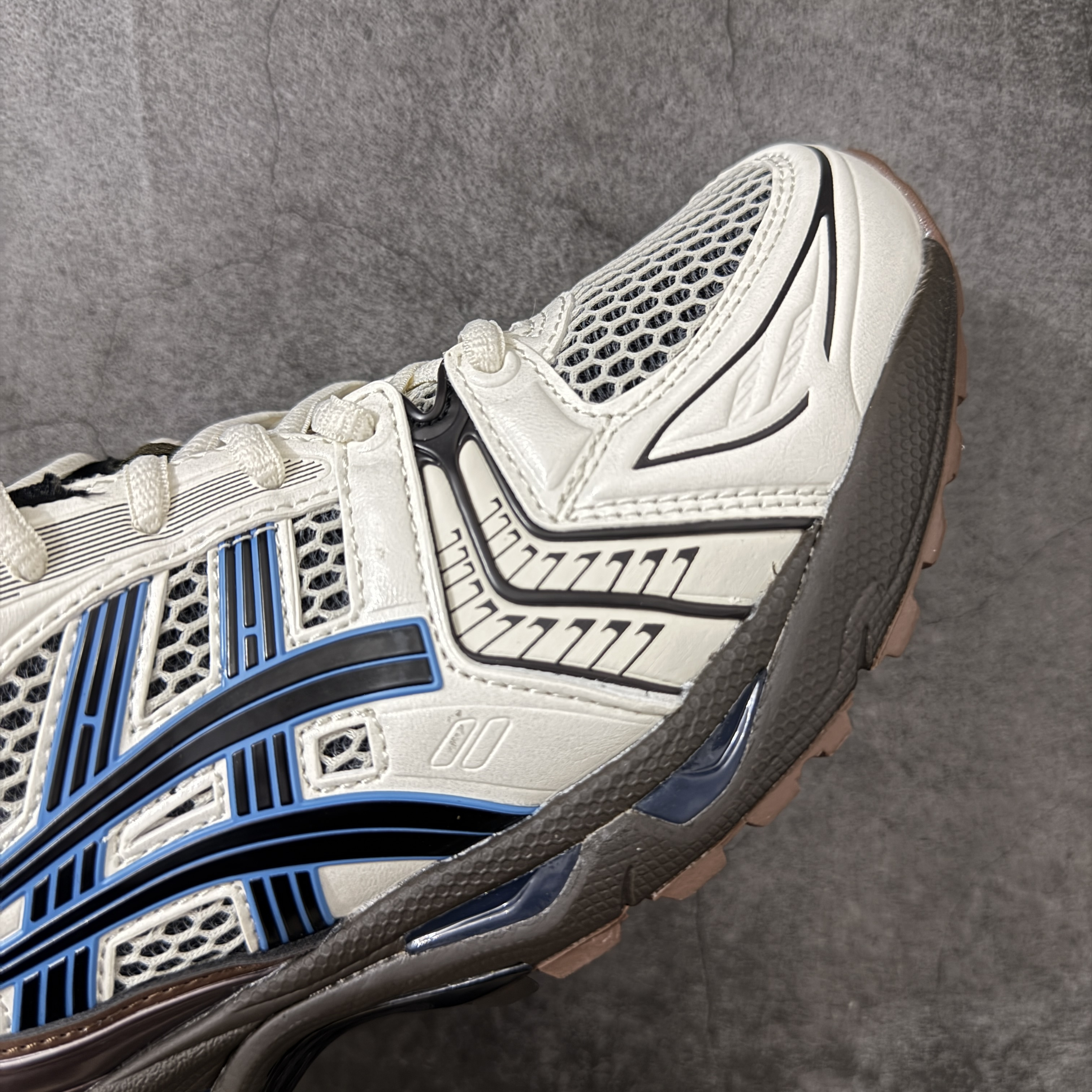 新版ASICS GEL-KAYANO K14 亚瑟士  低筒 减震 户外 运动鞋 跑步鞋  休闲鞋 板鞋 男女同款  白蓝色 1203A740-104
