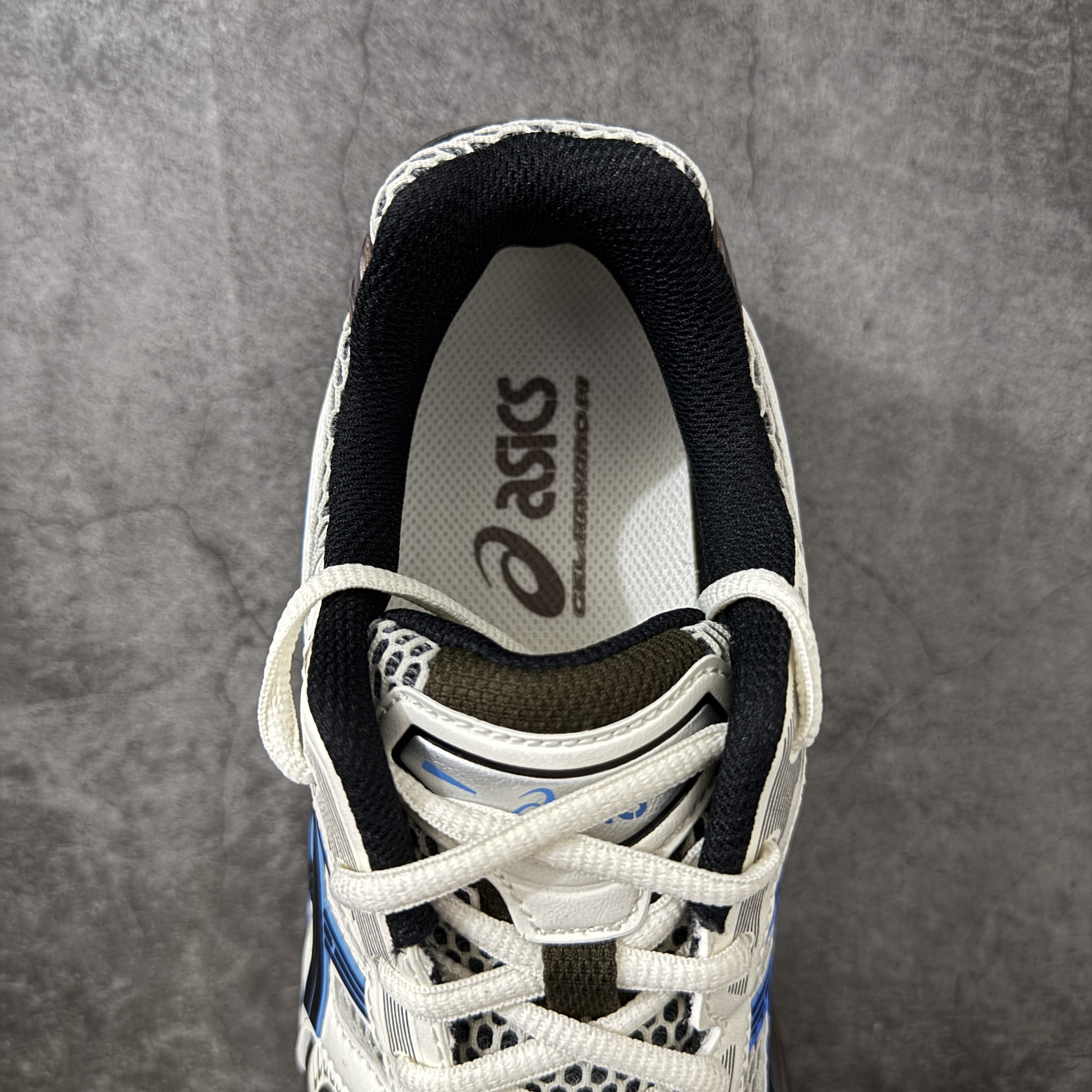 新版ASICS GEL-KAYANO K14 亚瑟士  低筒 减震 户外 运动鞋 跑步鞋  休闲鞋 板鞋 男女同款  白蓝色 1203A740-104