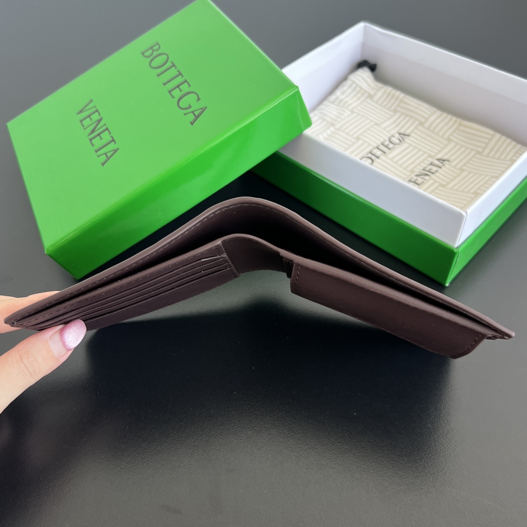 BV 葆蝶零钱袋 Bottega Veneta -Intrecciato Bi-fold wallet – Cowhide 钱包短夹 酒红-B0-805654