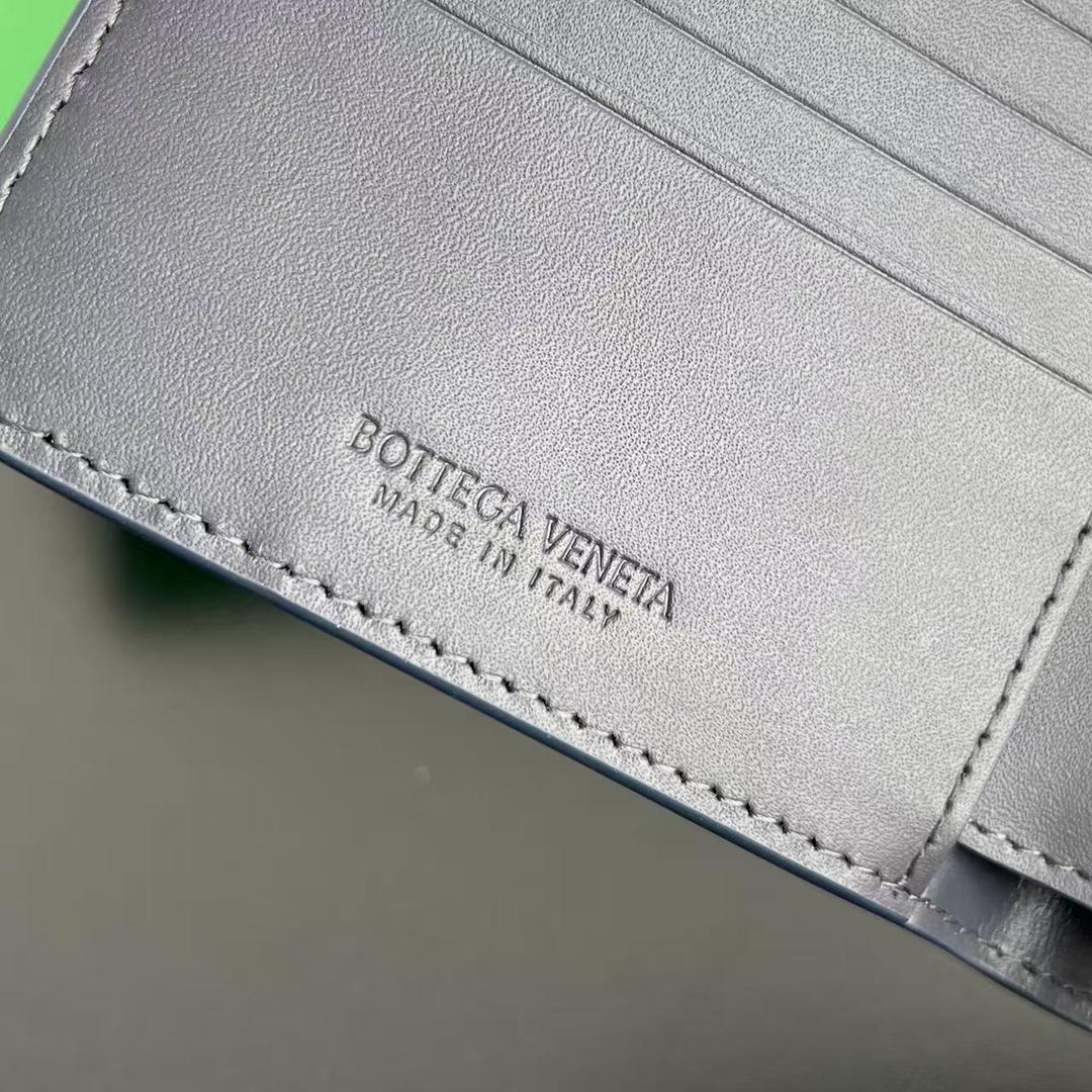 BV 葆蝶零钱袋 Bottega Veneta -Intrecciato Bi-fold wallet – Cowhide 钱包短夹 灰蓝色-B0-805654
