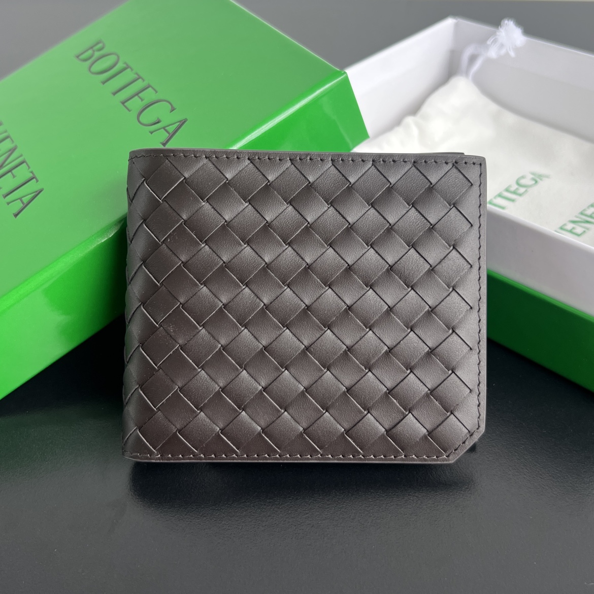 BV 葆蝶零钱袋 Bottega Veneta -Intrecciato Bi-fold wallet – Cowhide 钱包短夹 酒红-B0-805654