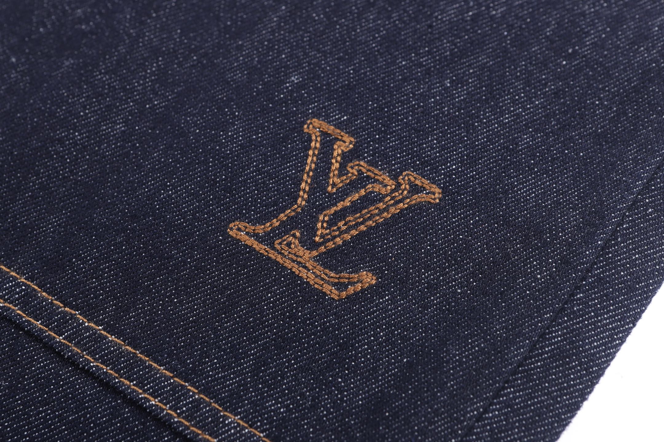 LOUIS VUITTON  路易威登 LV 刺绣标识牛仔裤 裤子 长裤 B5