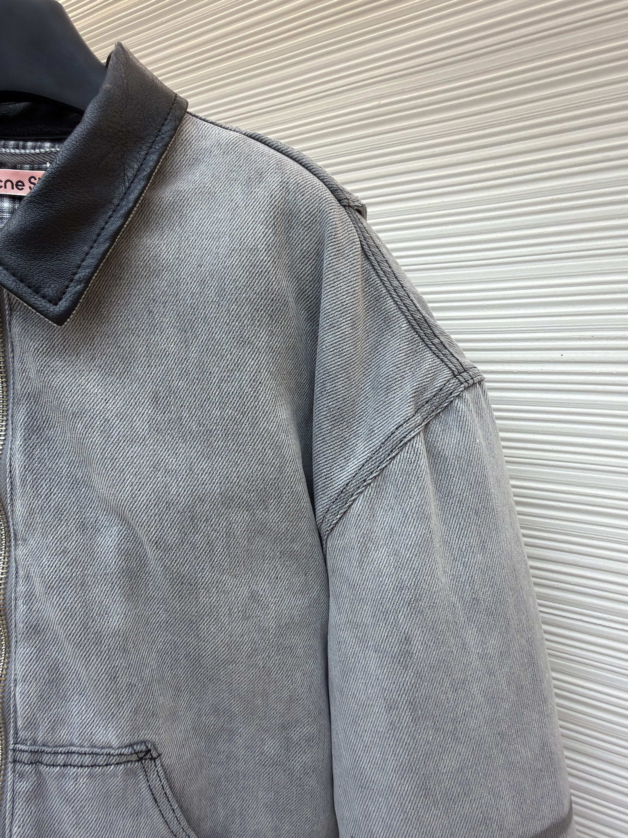 Acne Studios 做旧皮革牛仔棉服 牛仔外套 夹克 外套 长袖 保暖 灰色 C5