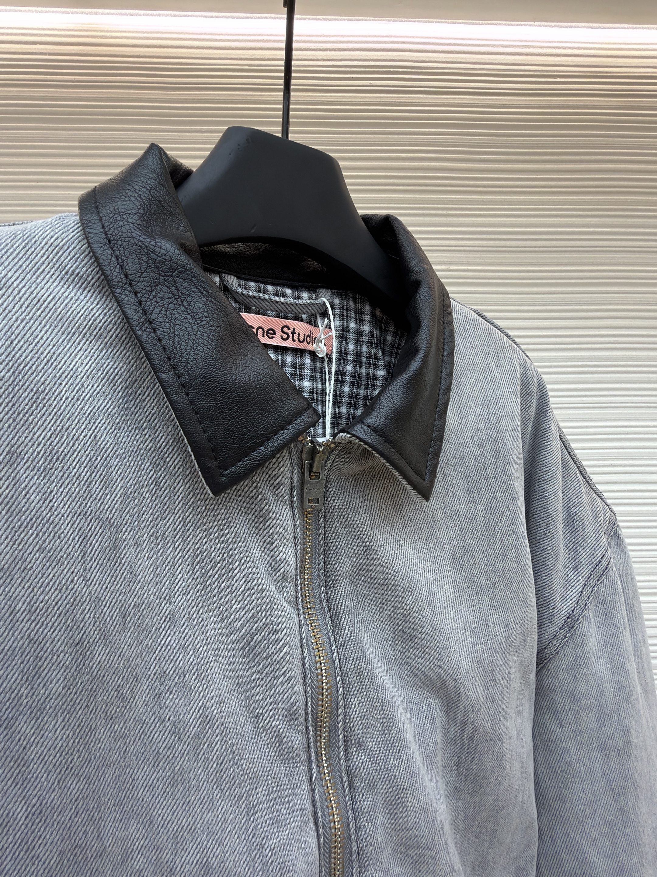 Acne Studios 做旧皮革牛仔棉服 牛仔外套 夹克 外套 长袖 保暖 灰色 C5