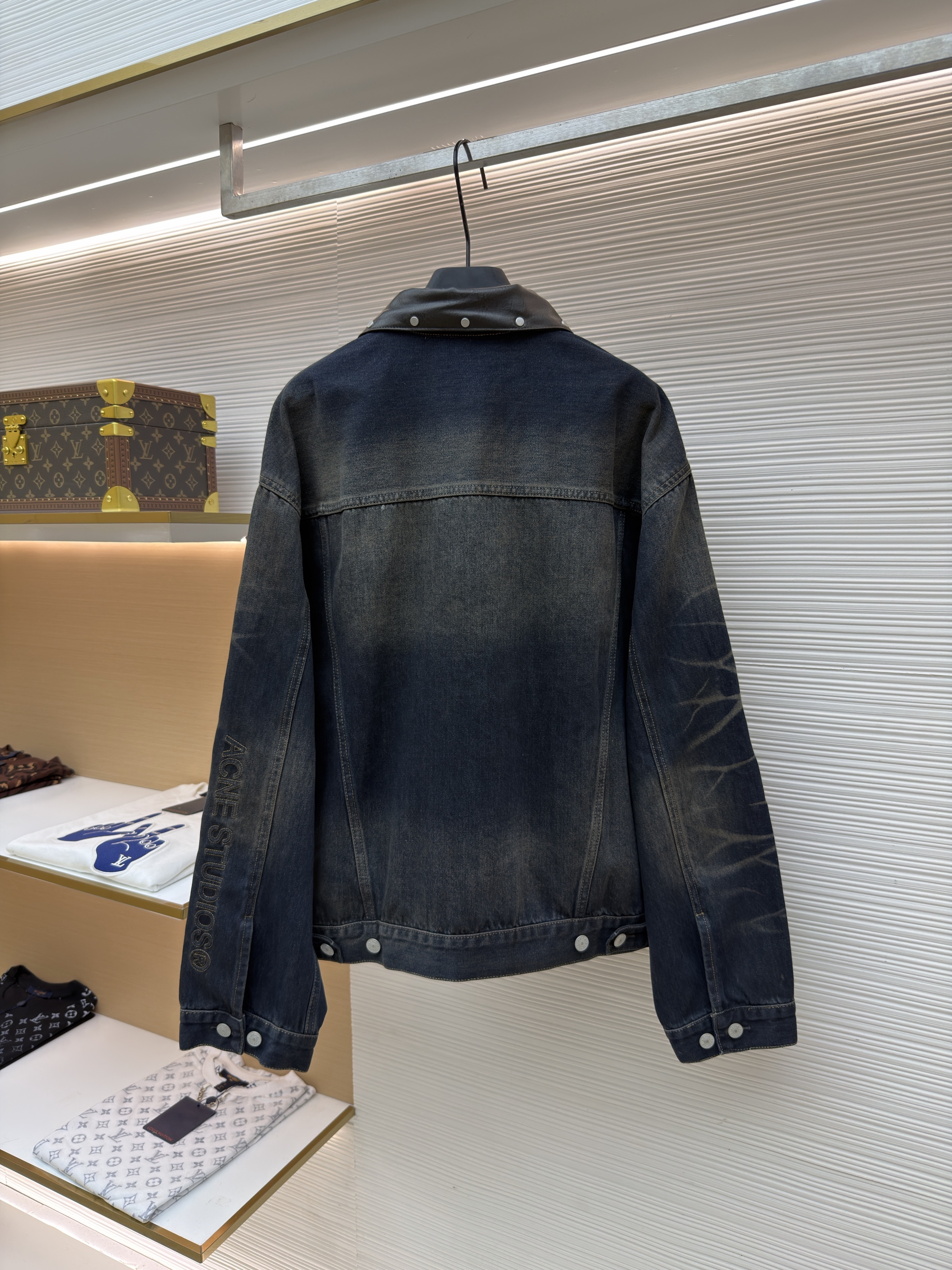 Acne Studios 刺绣字母徽标皮领水洗牛仔外套 牛仔衣 夹克 长袖 深蓝色 C0 C90174-838