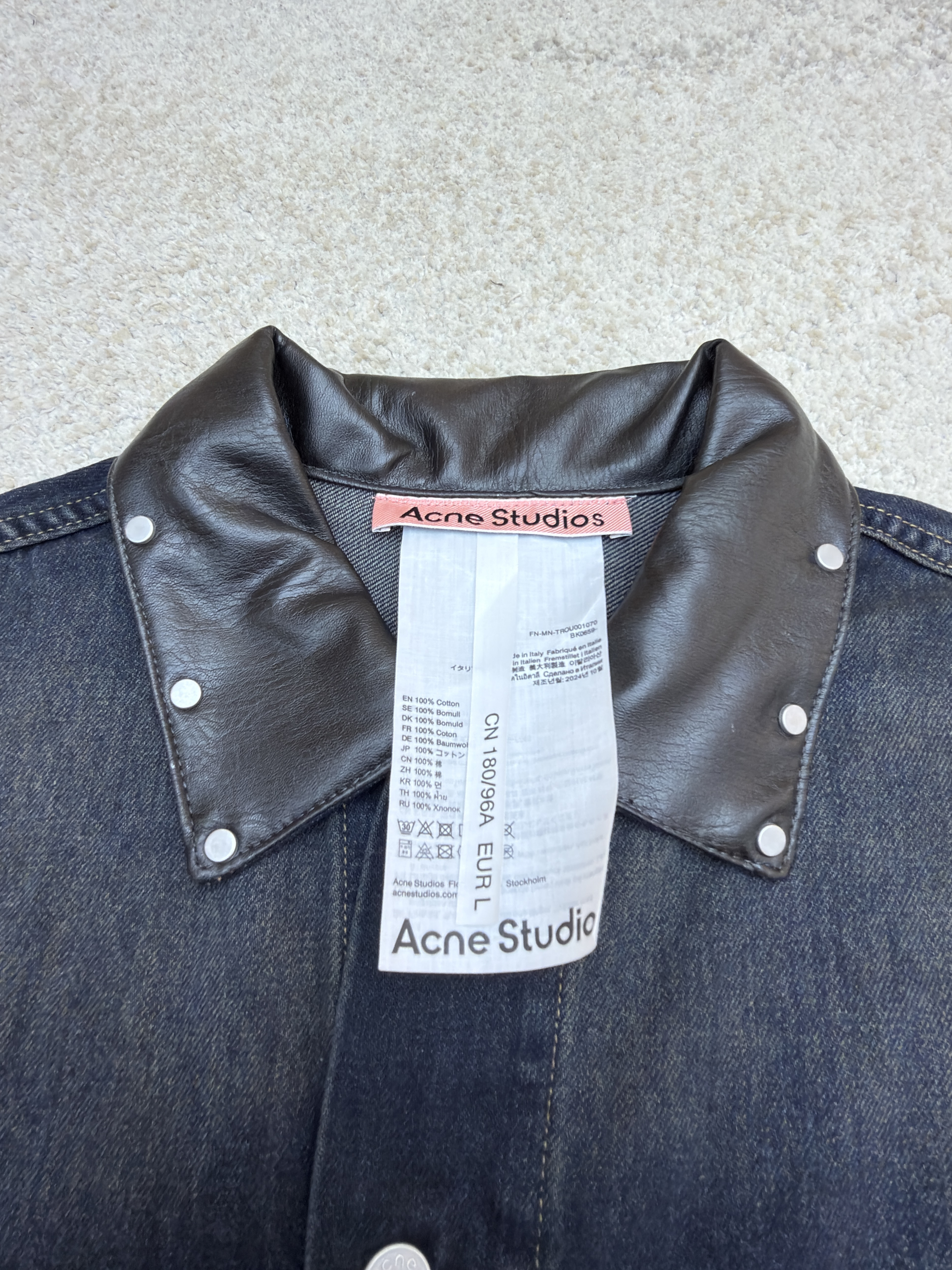 Acne Studios 刺绣字母徽标皮领水洗牛仔外套 牛仔衣 夹克 长袖 深蓝色 C0 C90174-838