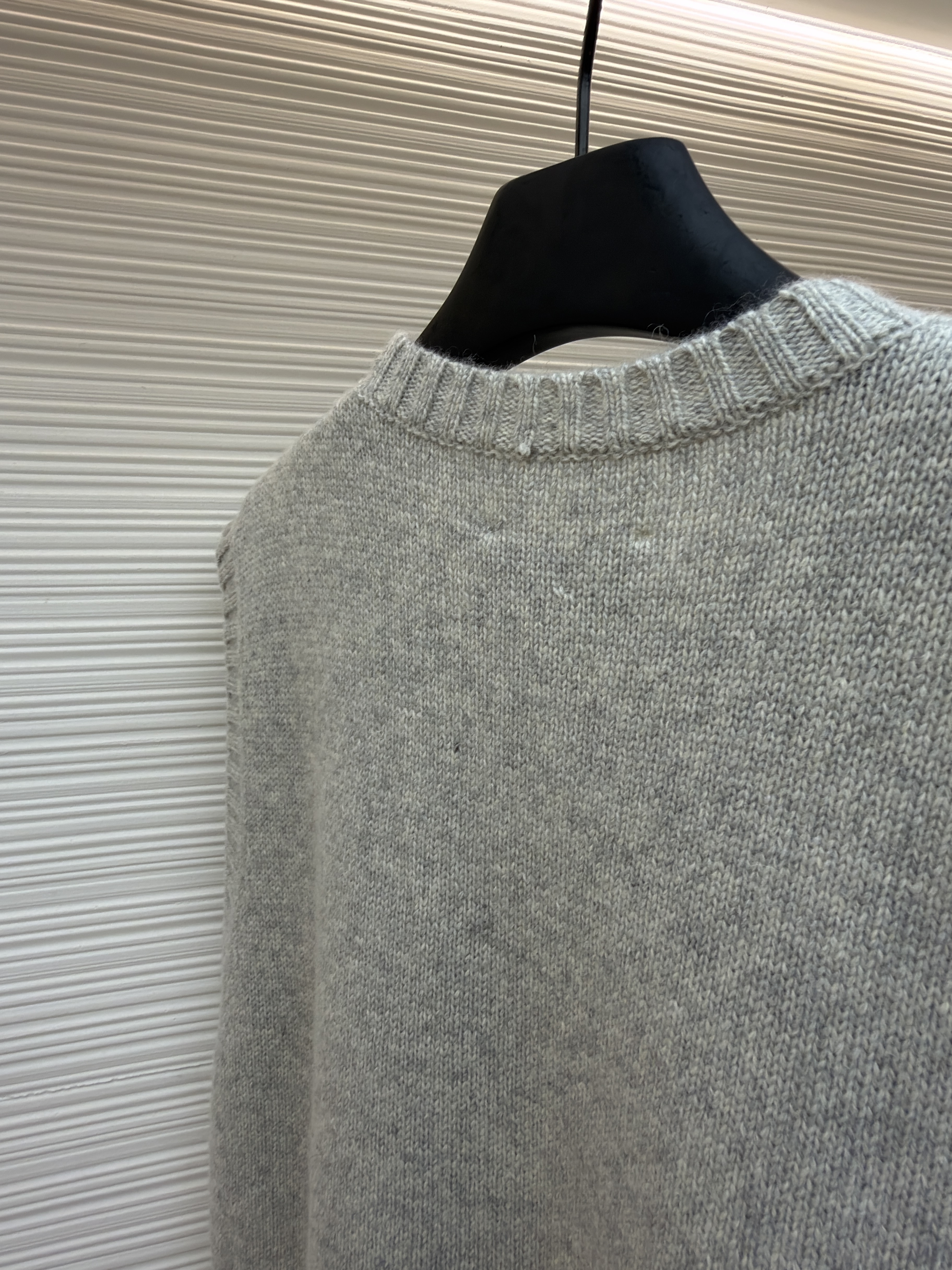 Maison Margiela 马吉拉 字母印花圆领毛衣背心 马甲 针织衫 外套 灰色 B0 