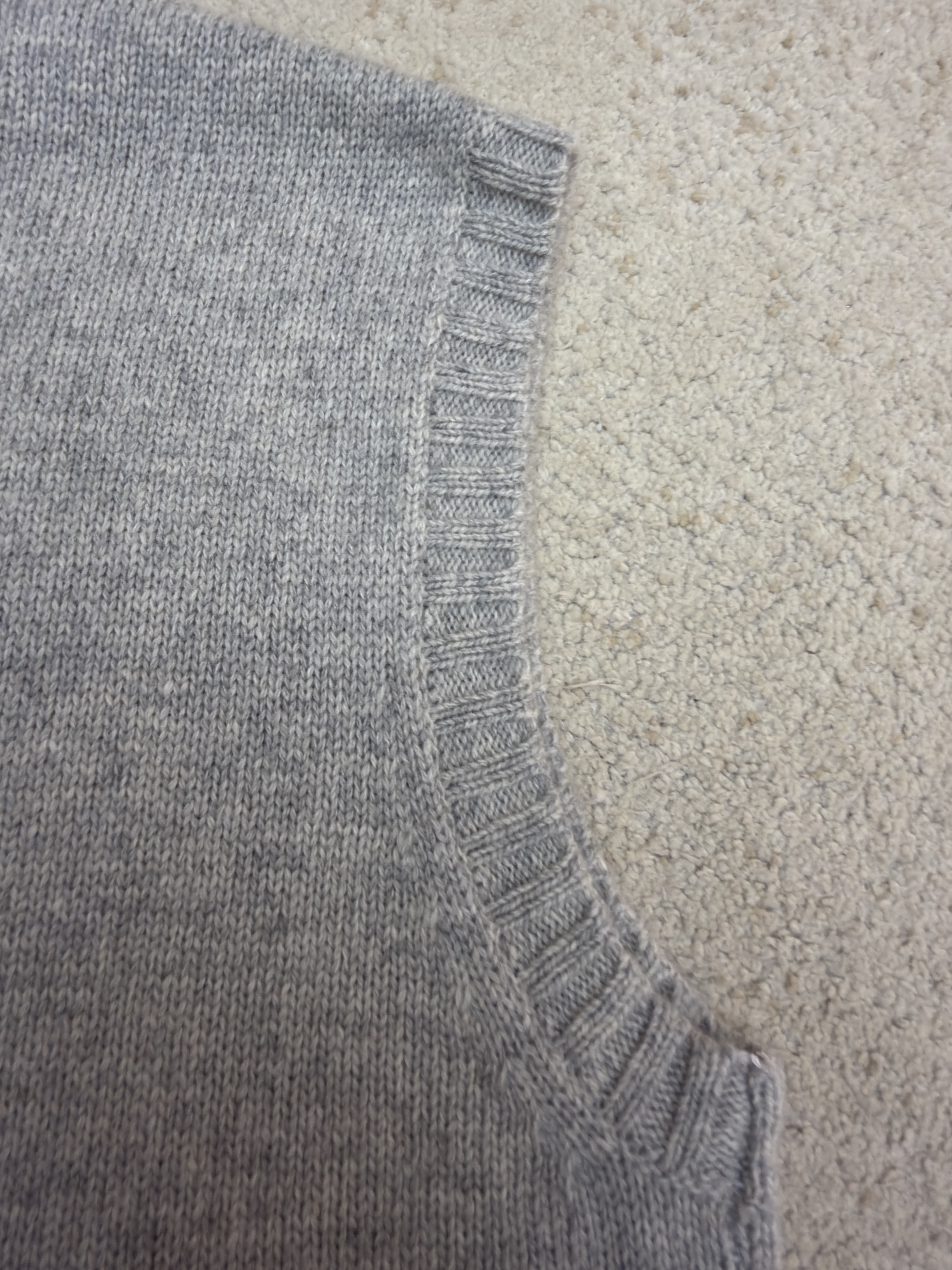 Maison Margiela 马吉拉 字母印花圆领毛衣背心 马甲 针织衫 外套 灰色 B0 