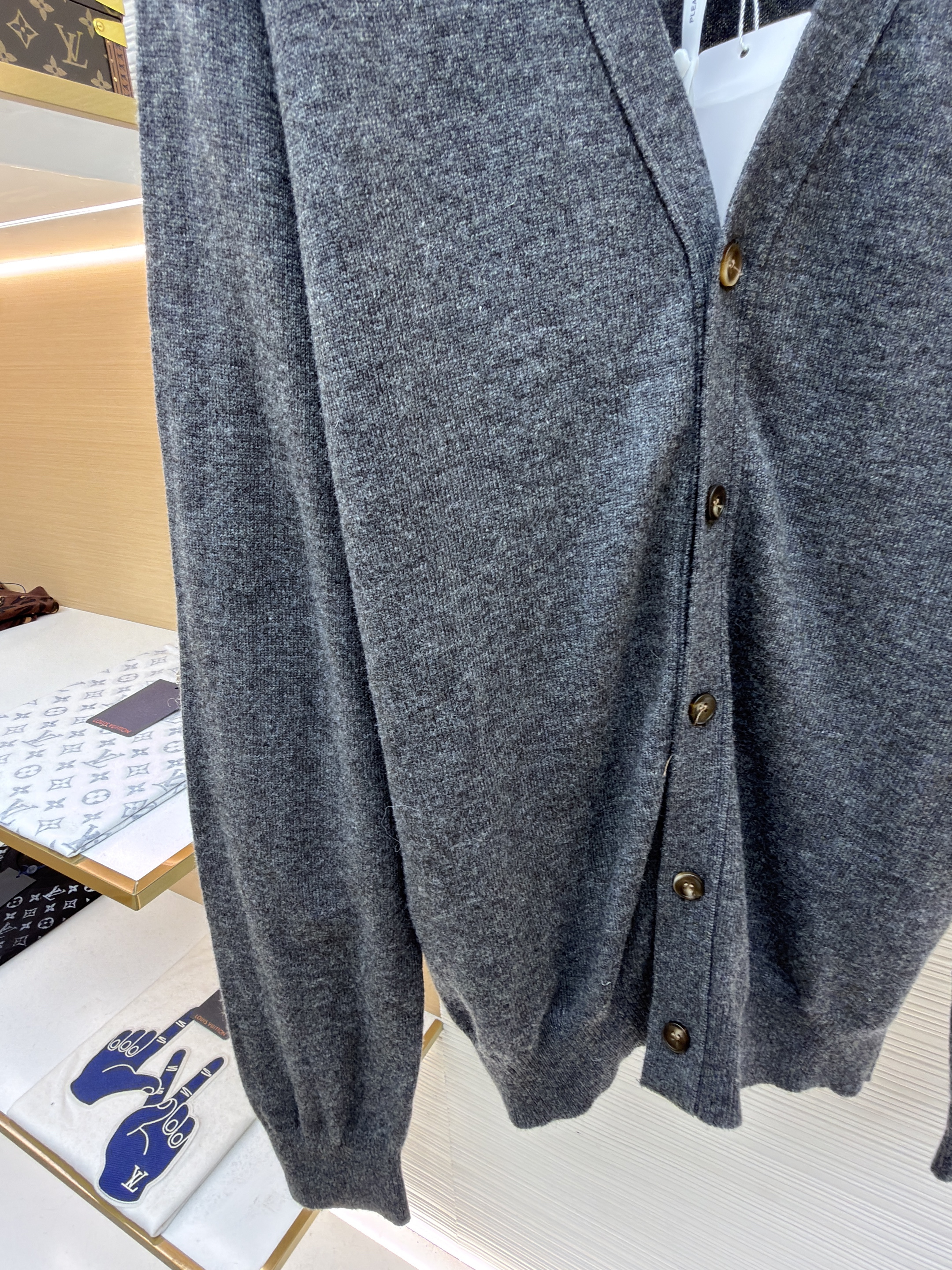 Maison Margiela 马吉拉 袖子拼接V领羊毛开衫 毛衣 针织衫 外套 长袖 灰色 B0 