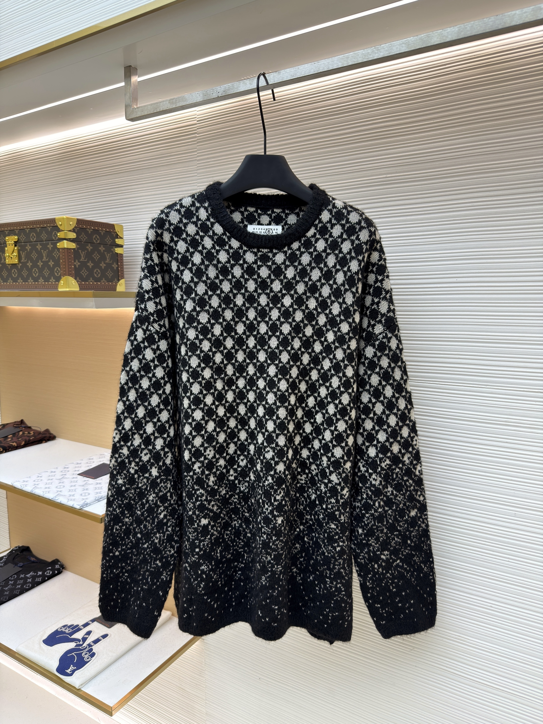 Maison Margiela 马吉拉 菱格纹羊毛圆领毛衣 针织衫 外套 长袖 黑白 B0 