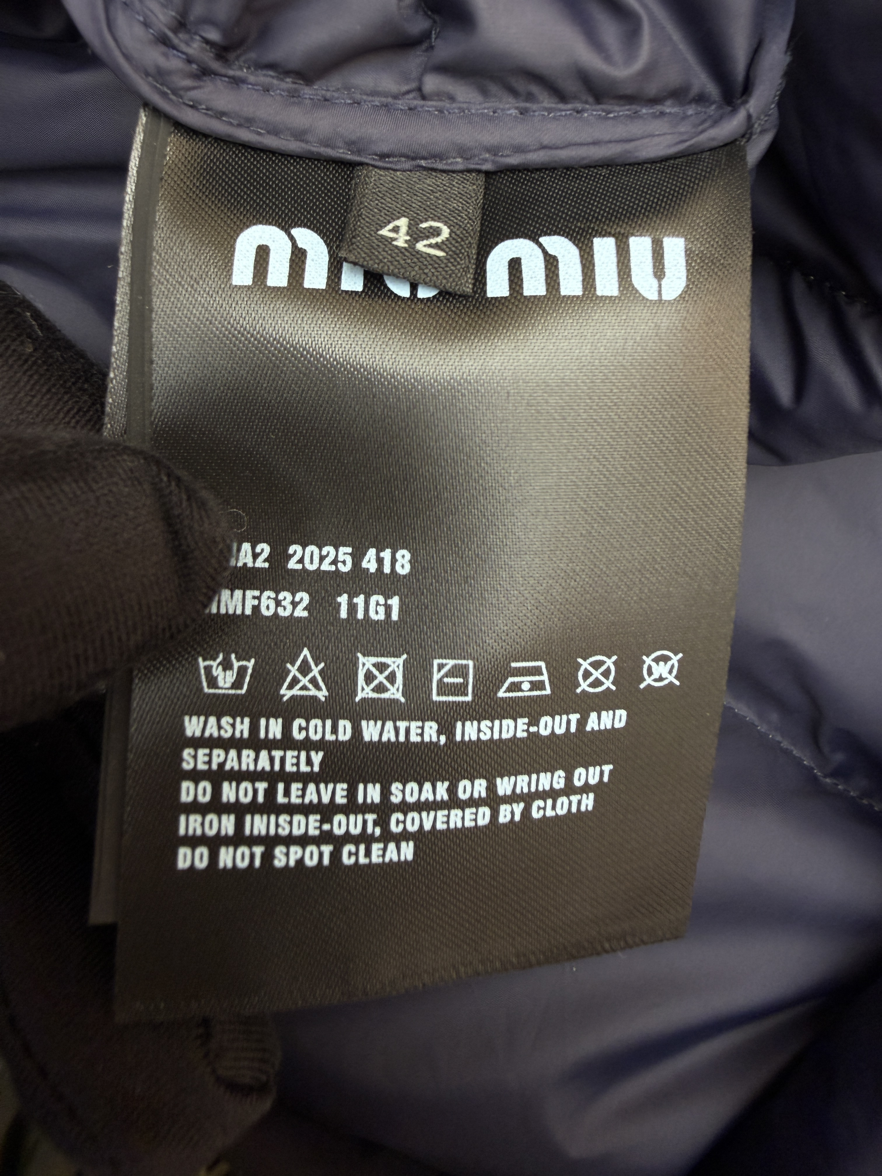 MIU MIU 缪缪 小标蚕形拉链立领羽绒背心 马甲 夹克 外套 保暖 绿色 C5
