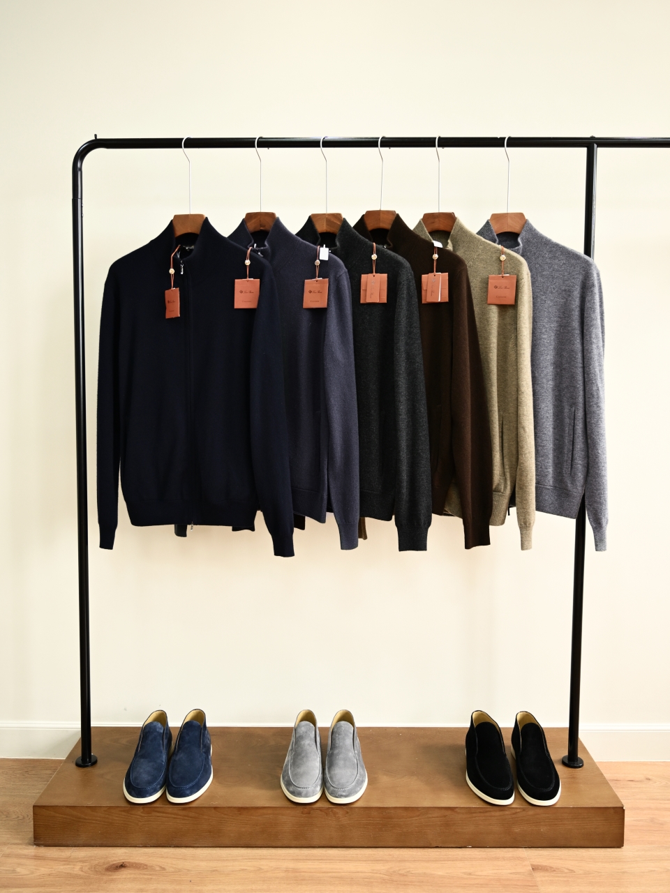 Loro Piana LP Men's Pure Cashmere Long-Sleeve Sweater 羊绒细面料长袖 -LP0107-B0